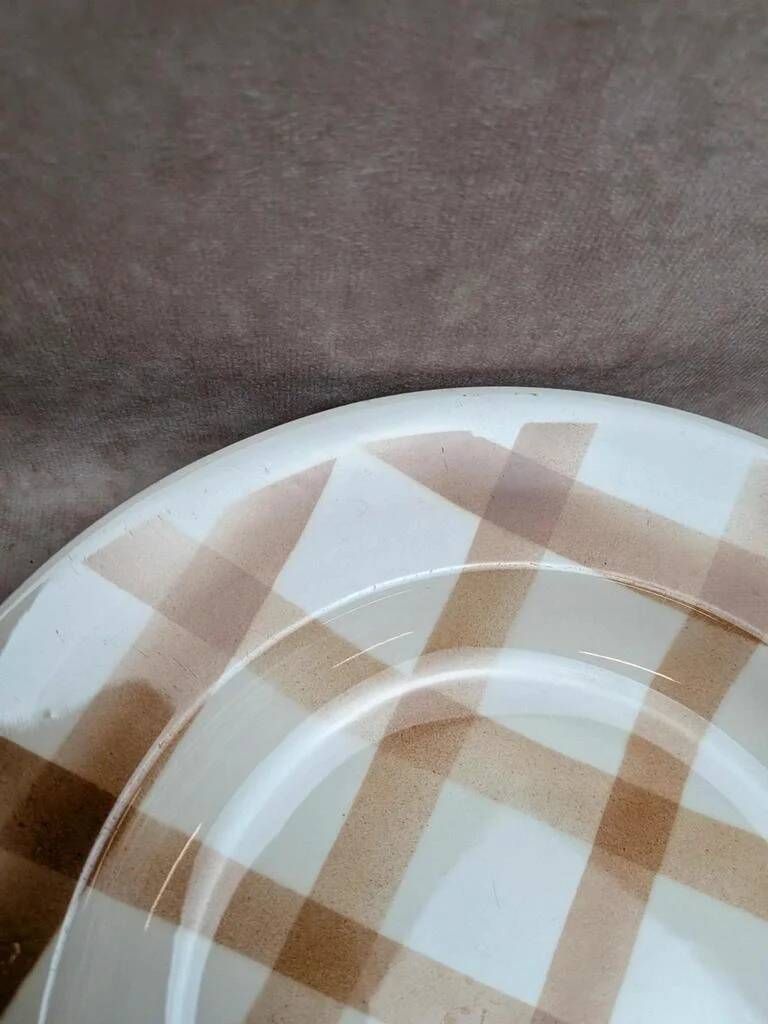Set of 6 vintage deep plates Moulin des Loups – Checkered pattern