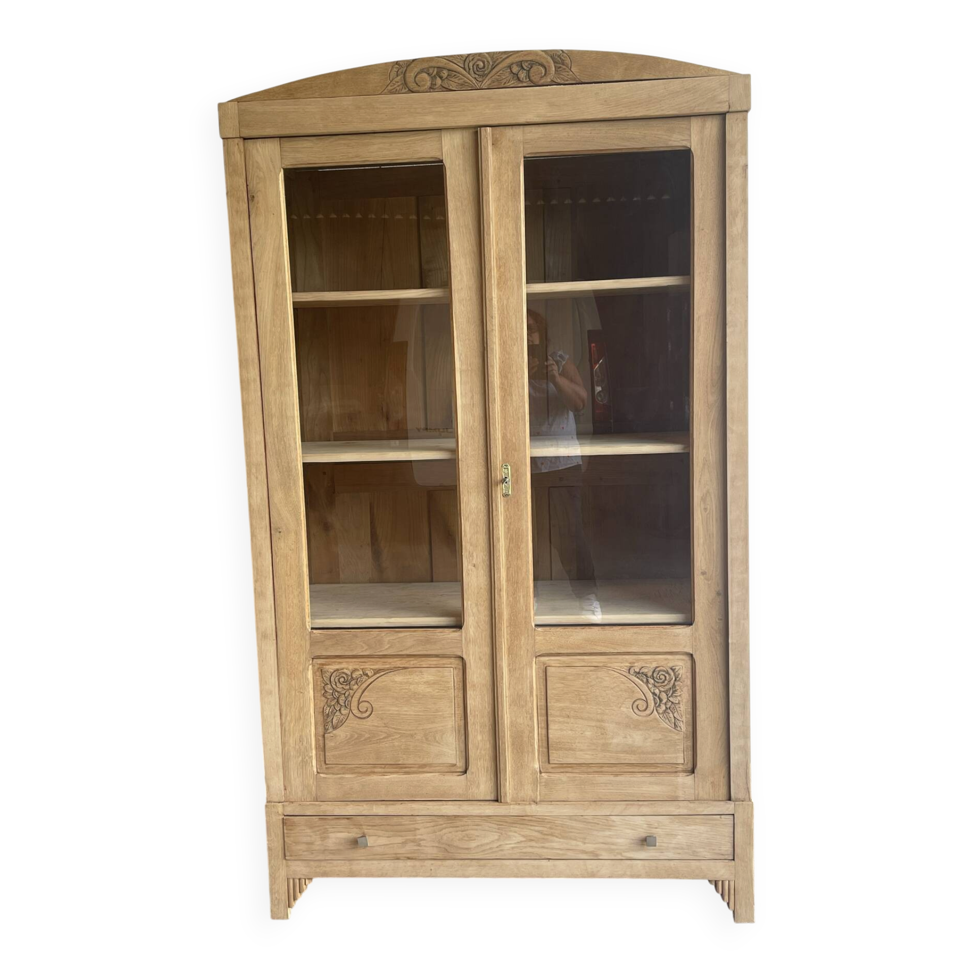 Display cabinet