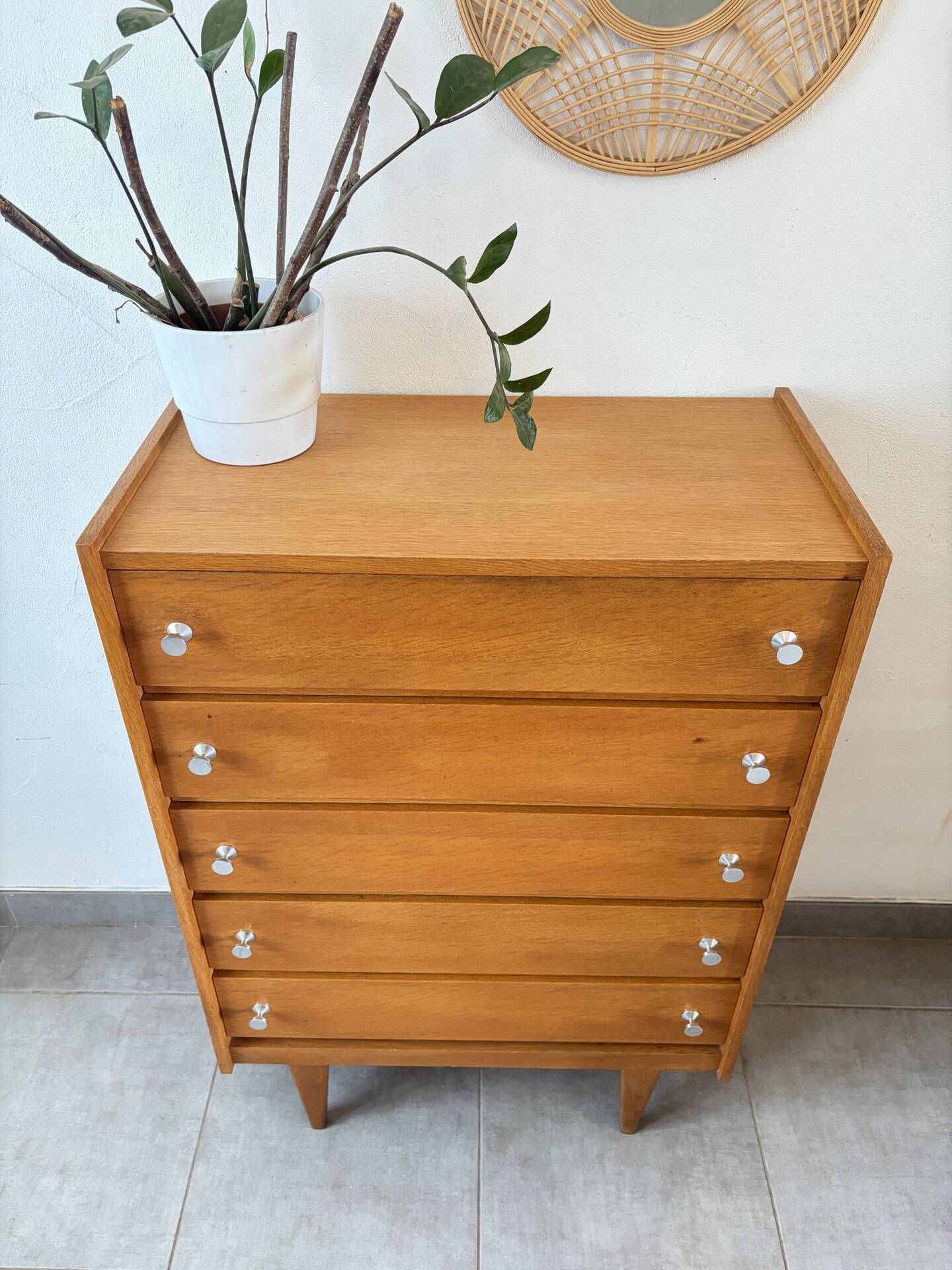 Scandinavian vintage chest of drawers / dresser