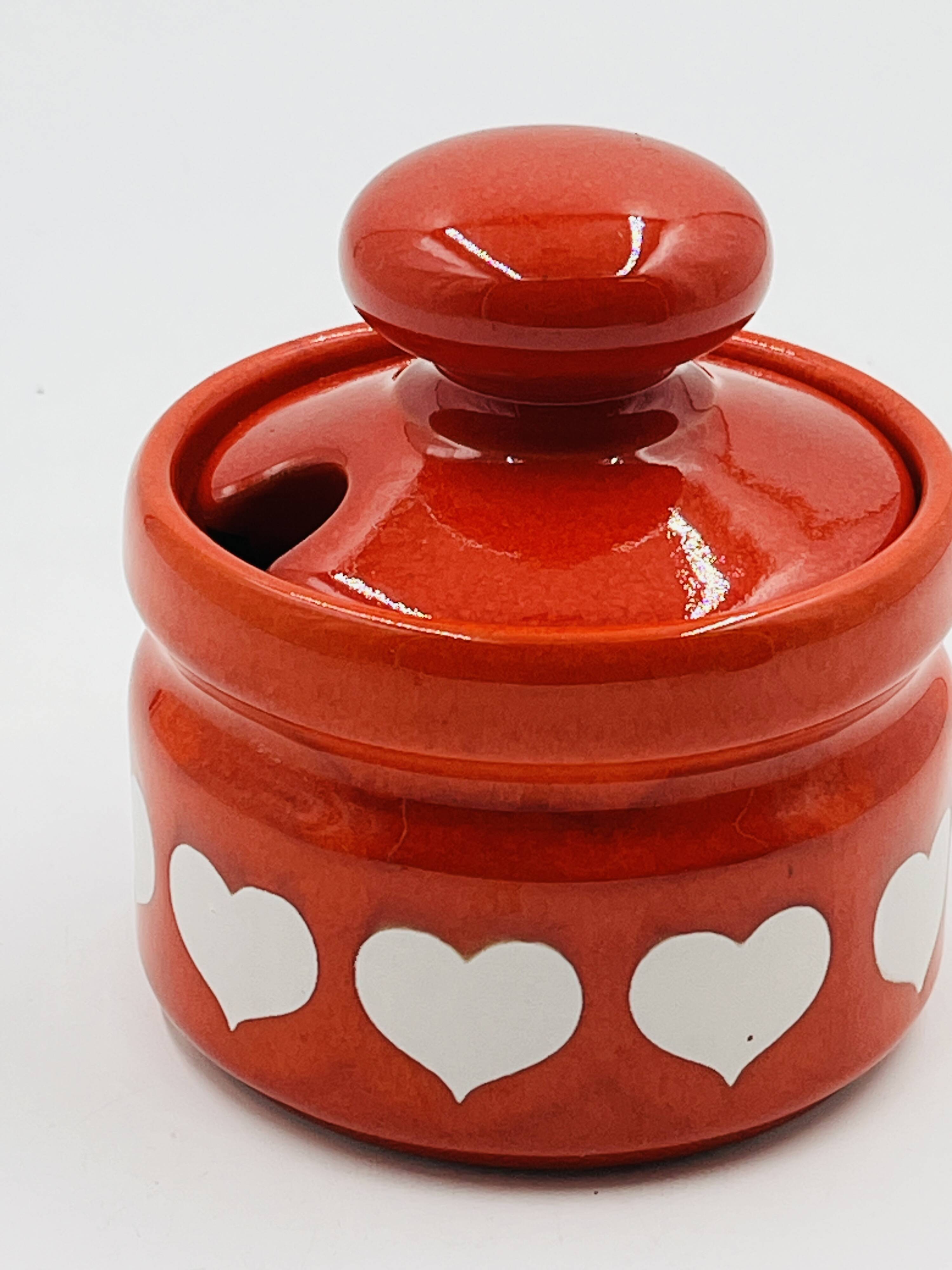 Waechtersbach vintage mustard pot with heart design