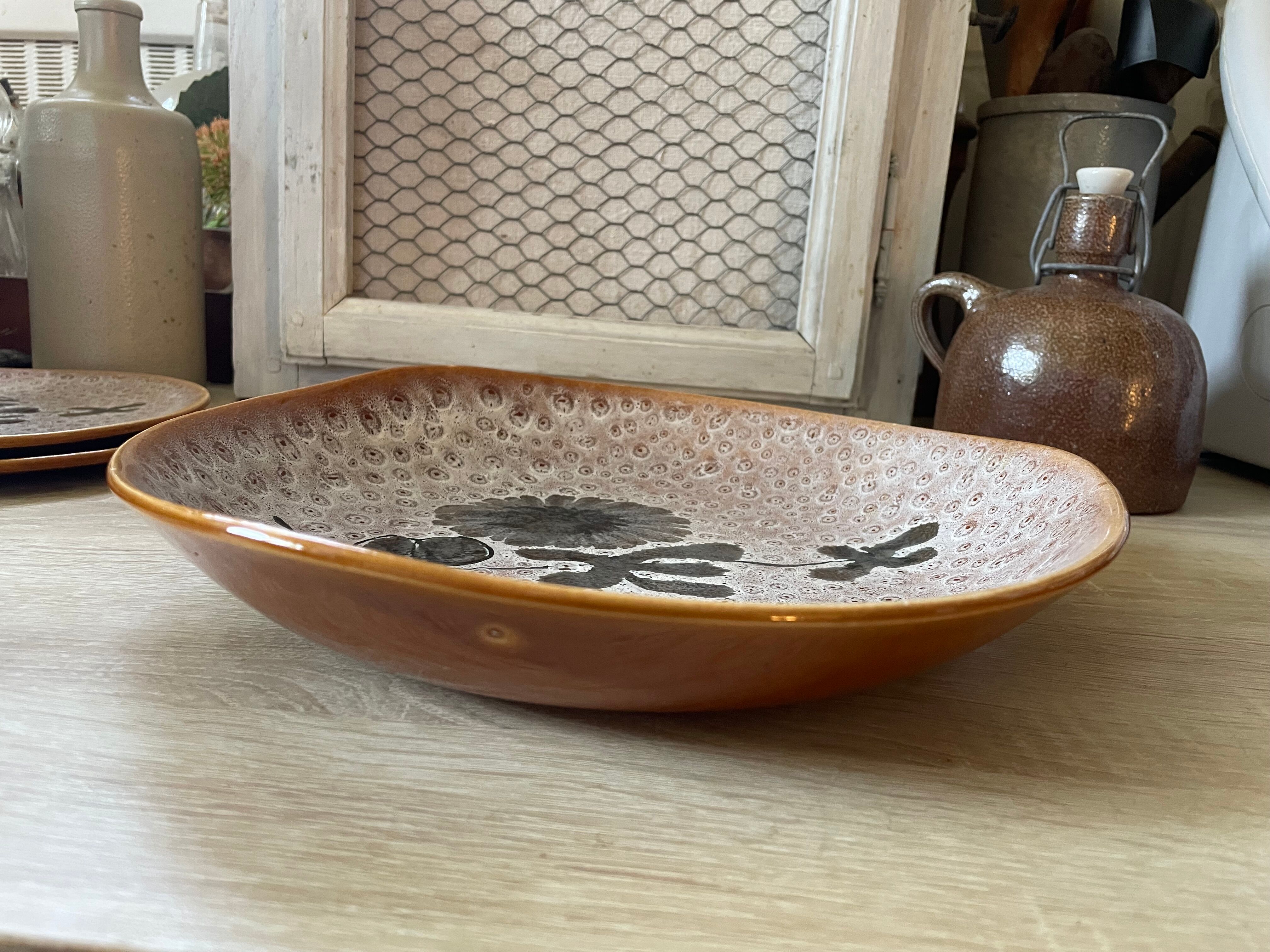 Vintage MBFA Pornic dish