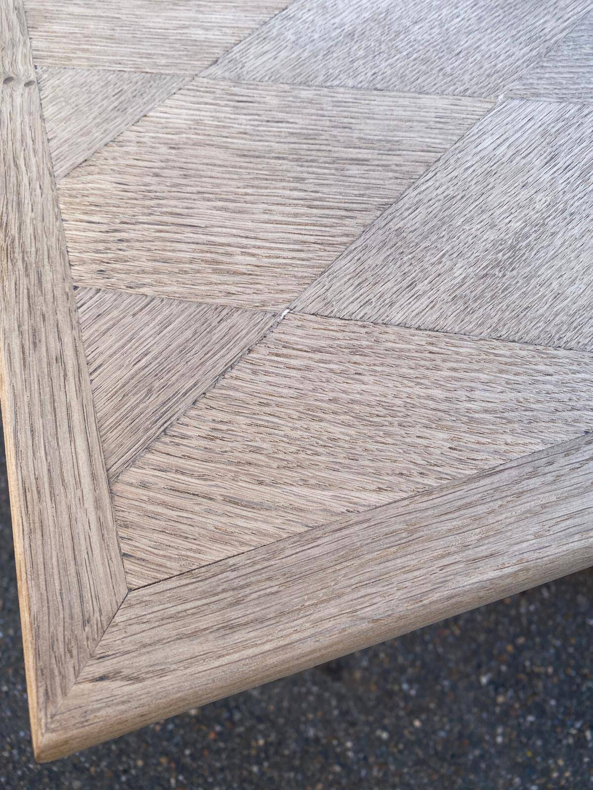 Renovated 19th-century Breton farmhouse dining table, extendable, in oak, 200-290 cm.