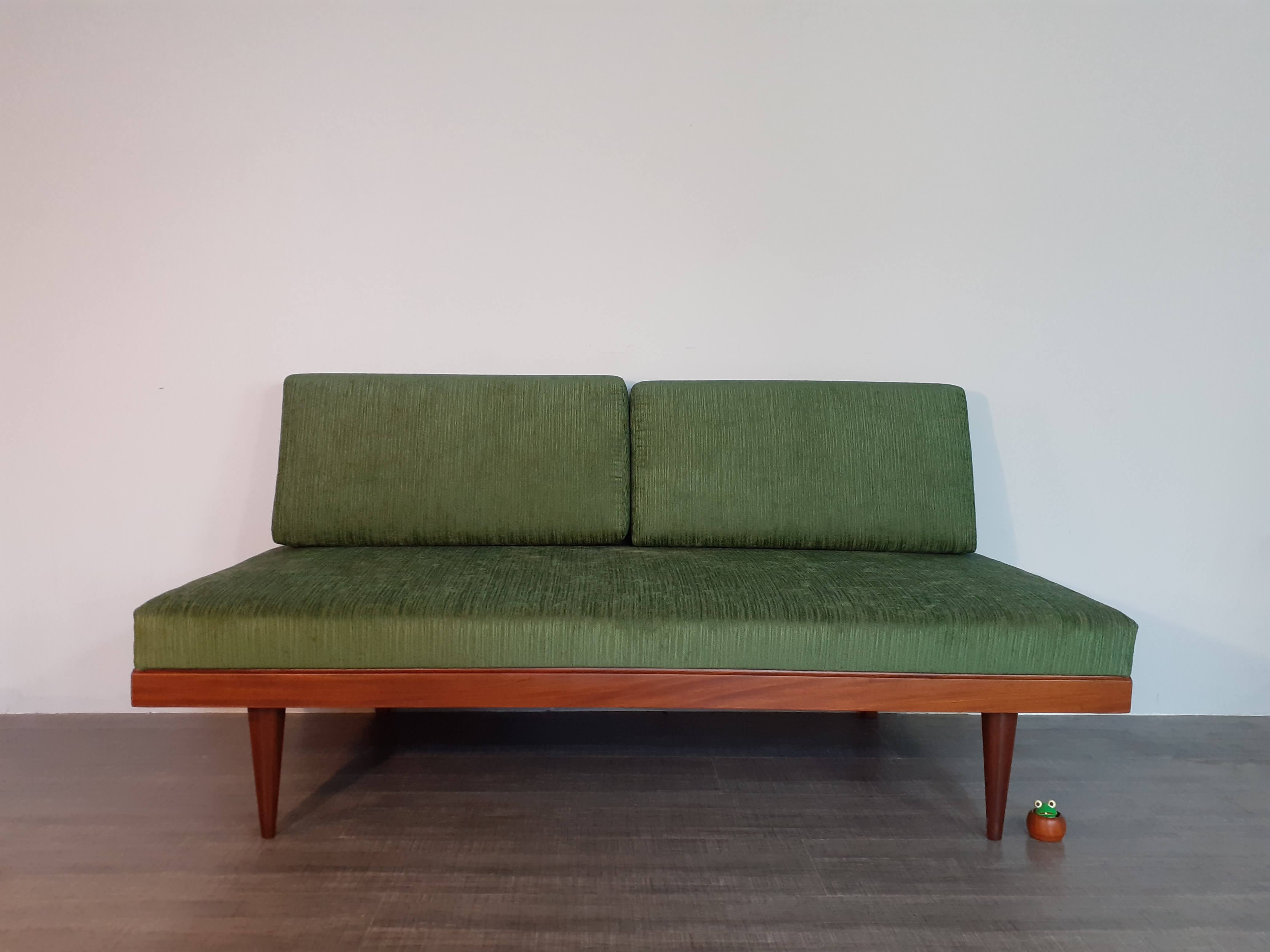 Living room set 2 Norwegian daybeds Ingmar Relling and teak corner table
