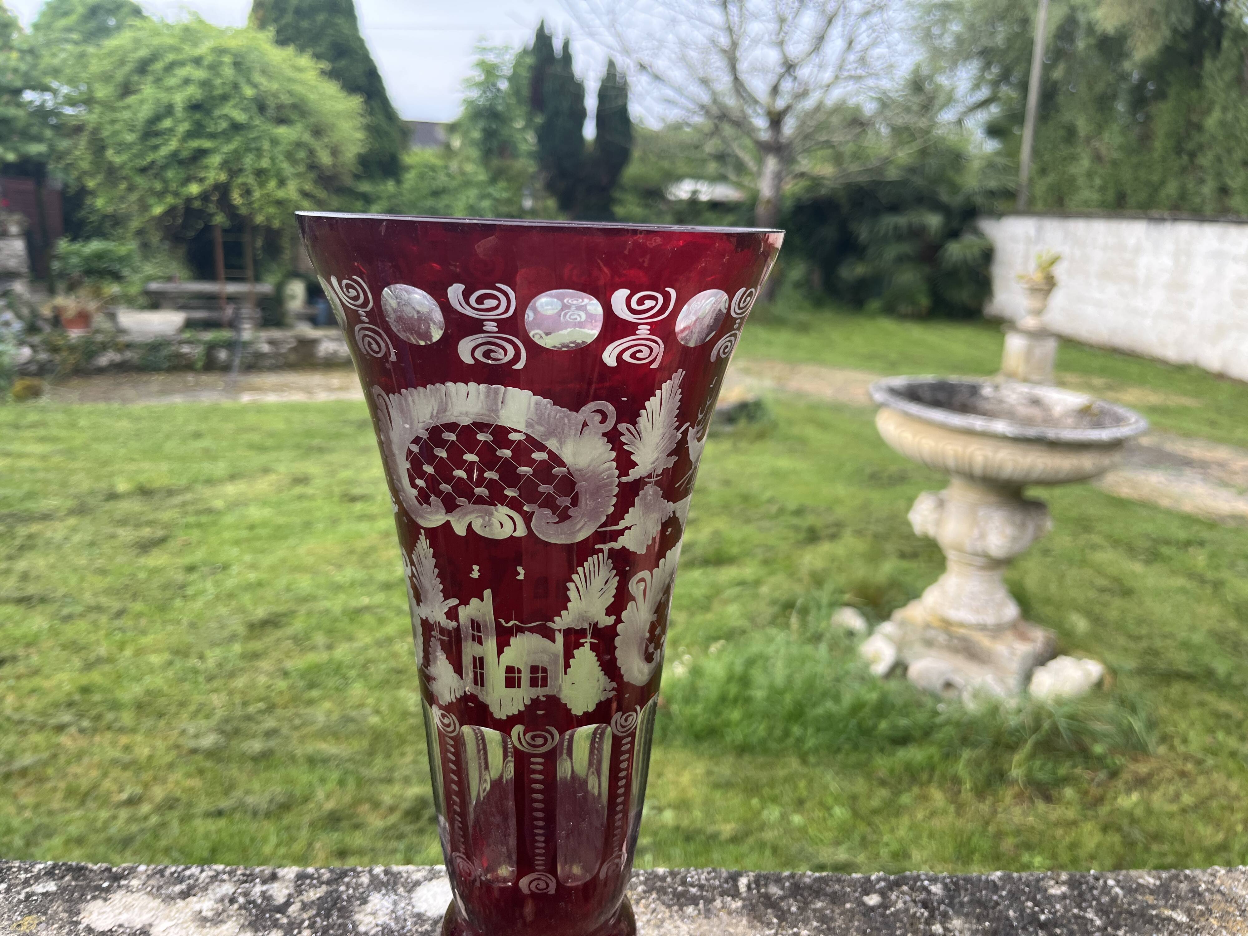 Ruby red crystal vase with peacock castle engraving - Bohemian style