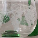 4 Verres à pieds avec motifs "la vigne"