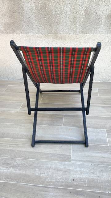 Vintage folding deck chair
