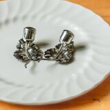 Set of a salt shaker and a pepper shaker in silver-plated metal, ENPS, England.