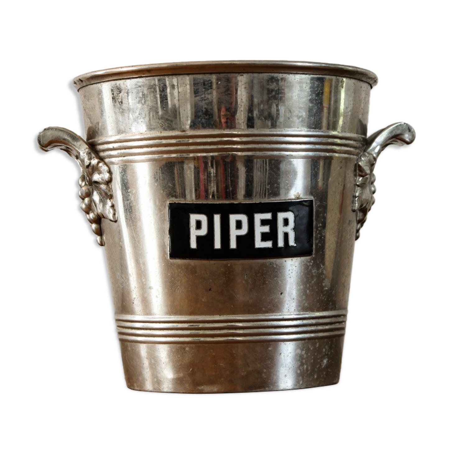 Piper Heidsieck champagne bucket – Silver metal