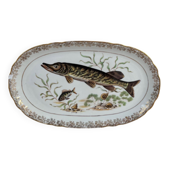 Plat en porcelaine