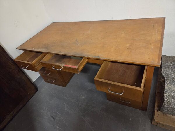 Bureau a caissons d'administration ancien en bois