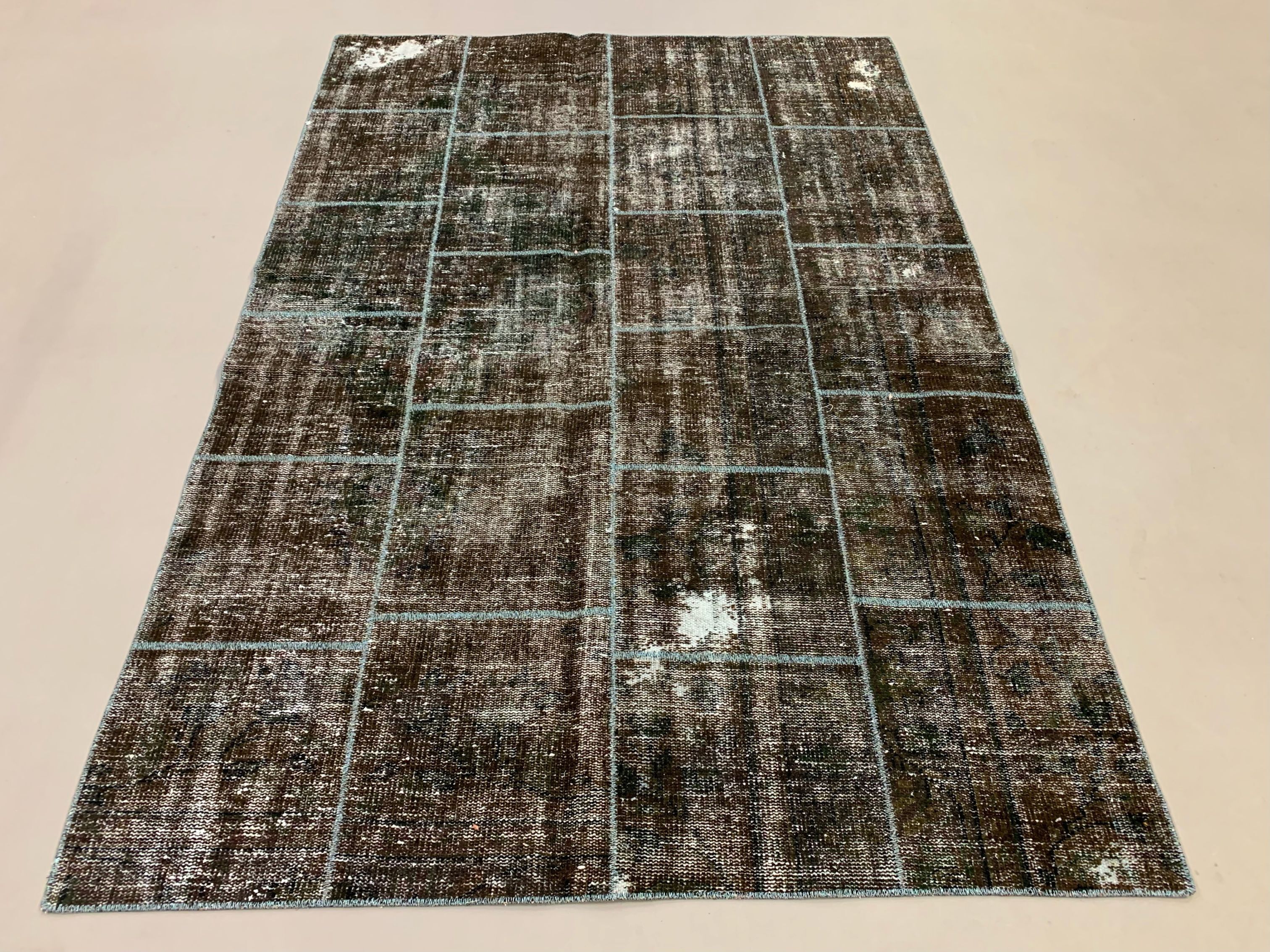 Distressed vintage turkish patchwork rug 217x151 cm wool medium