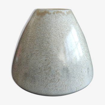 Ceramic vase