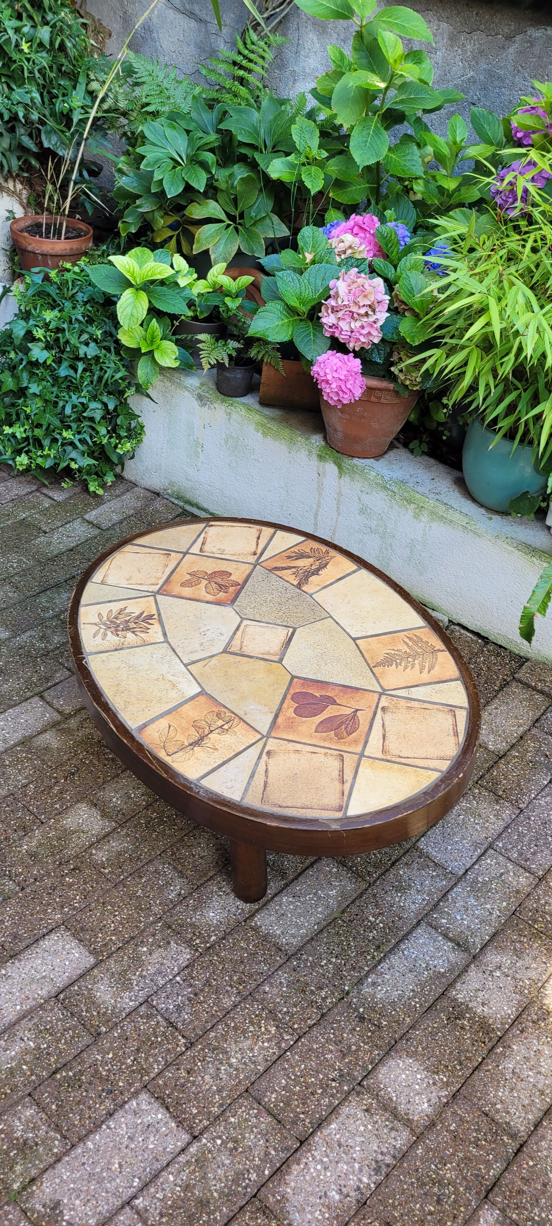 Capron Roger coffee table