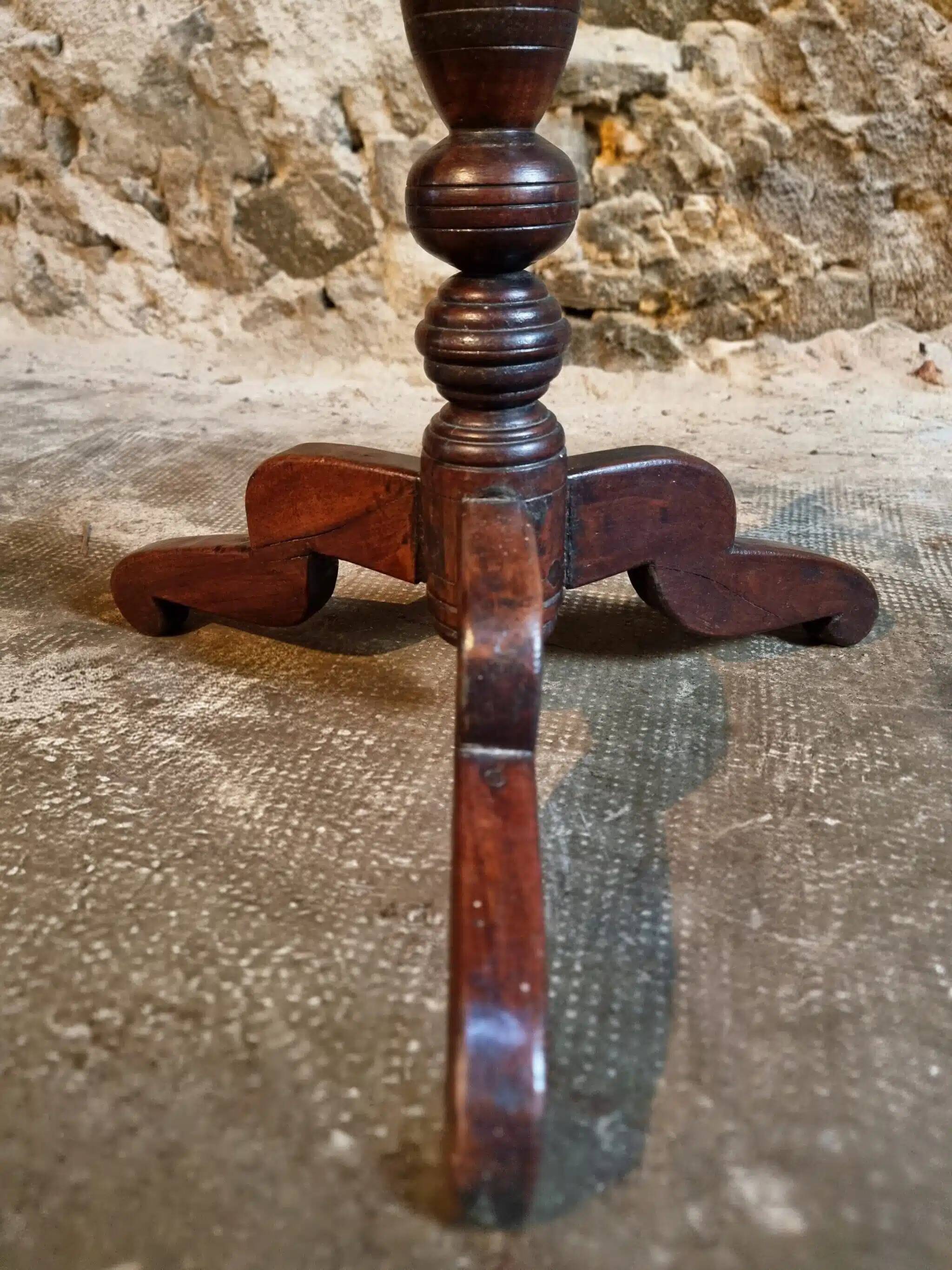 French antique guéridon (pedestal table), 19th century