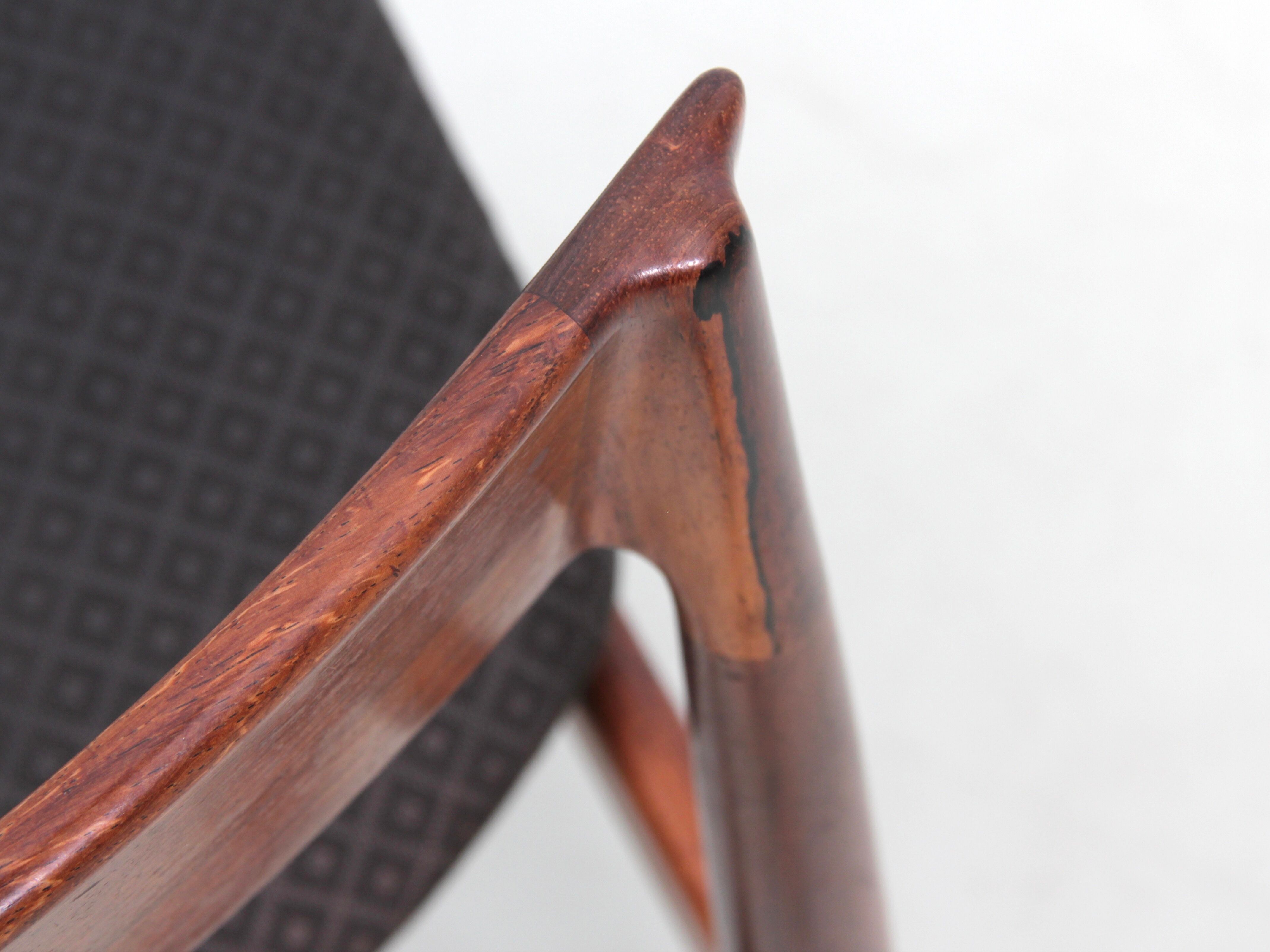 Suite of 4 Scandinavian teak chairs model 39