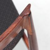Suite de 4 chaises scandinaves en teck modèle 39