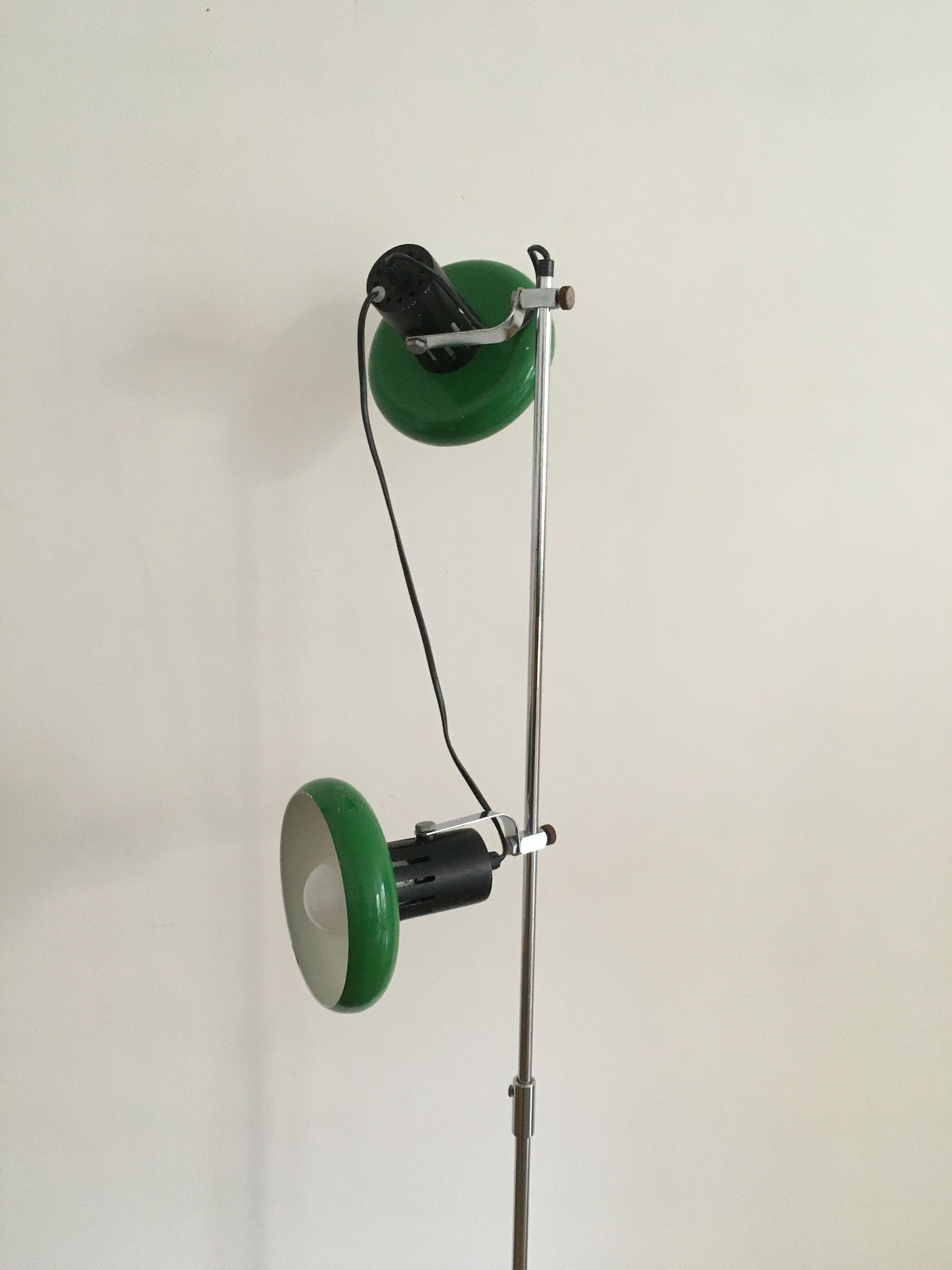 Floor lamp 2 green spots