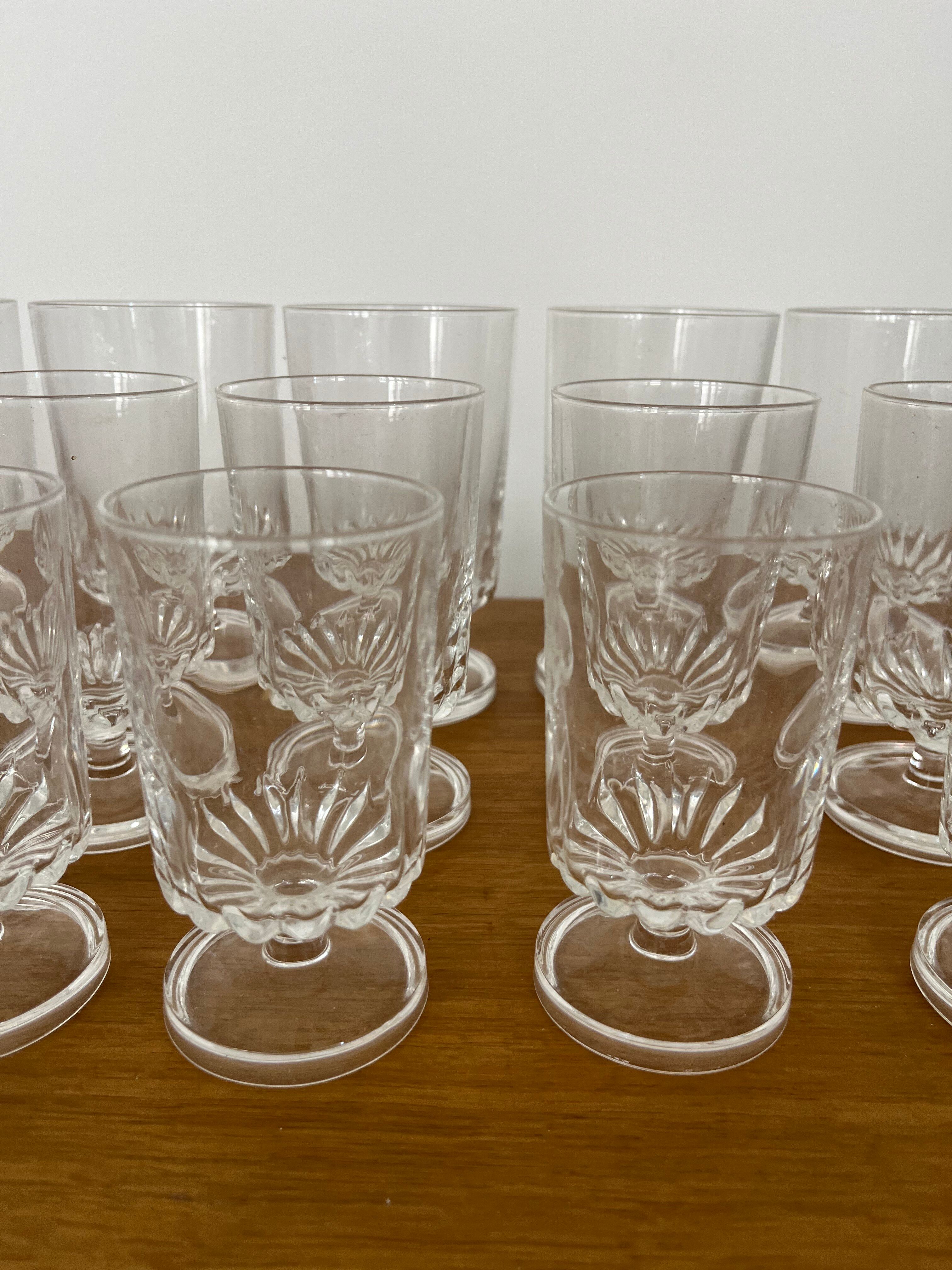 Service of 3x6 "Élysée" crystal glasses from Arques.