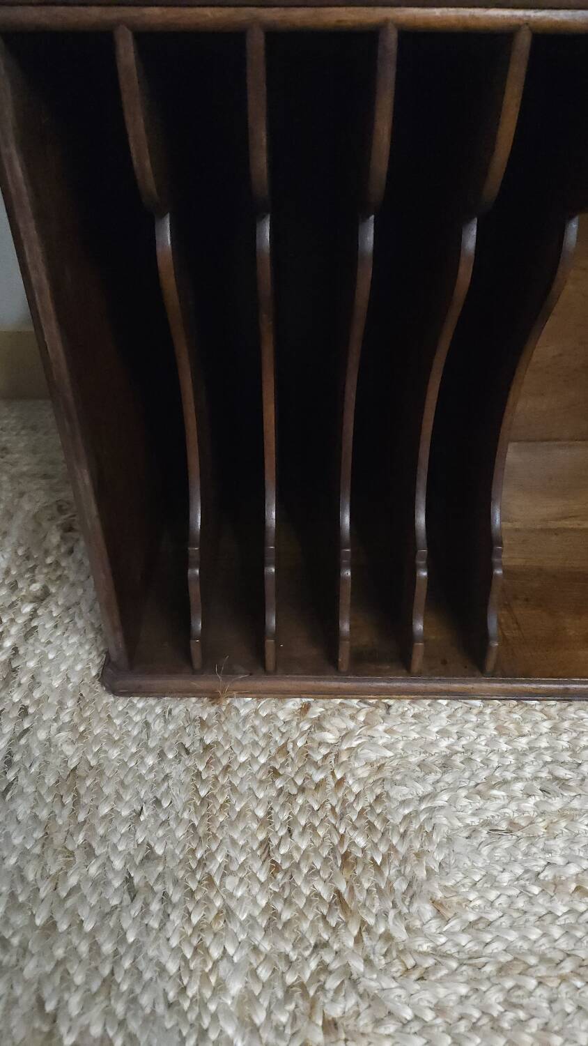 Vintage table sorting workbench