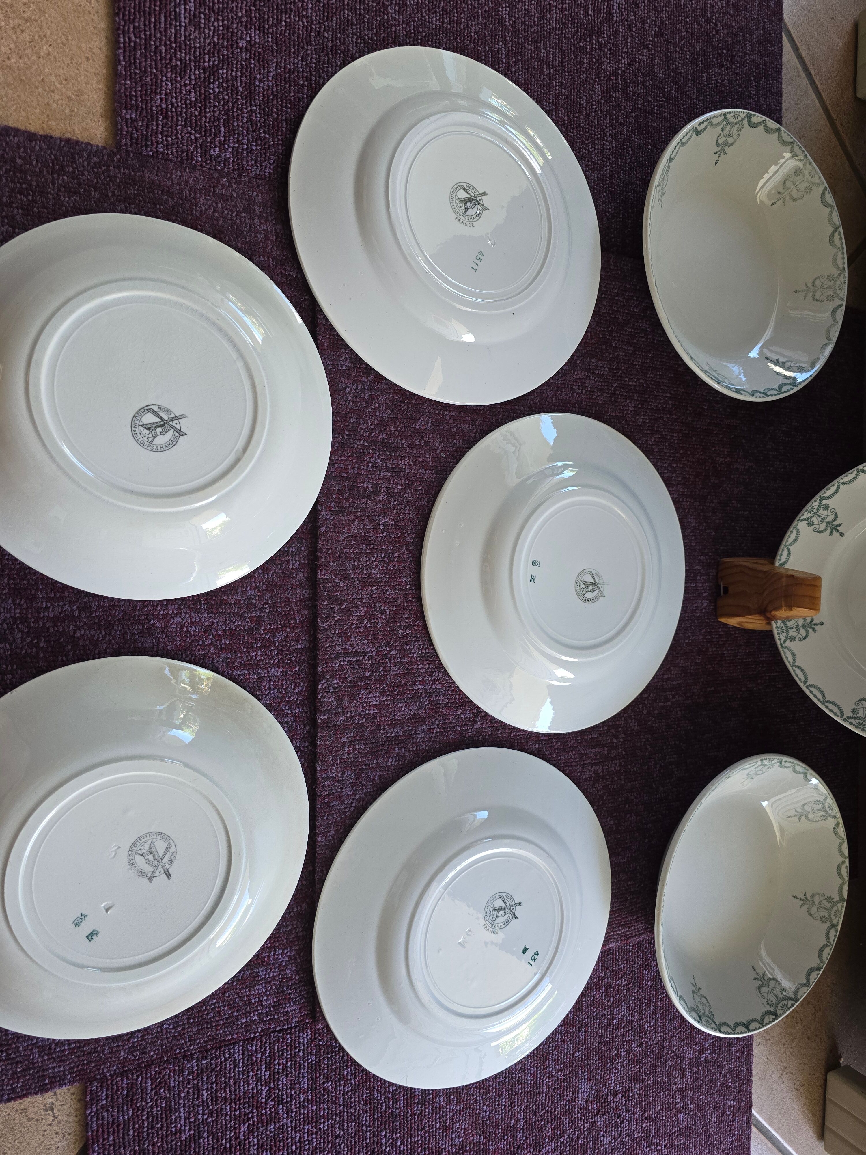 Lot 8 assiettes Moulin des Loups frise verte
