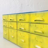 Ensemble de tiroirs métalliques industriels vintage