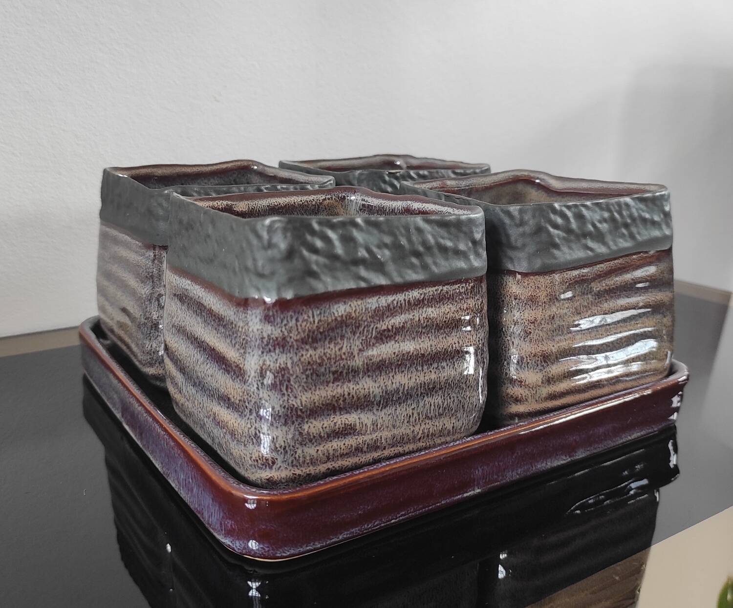Vintage Set in Glazed Ceramic – 4 Bowls & Tray – Style