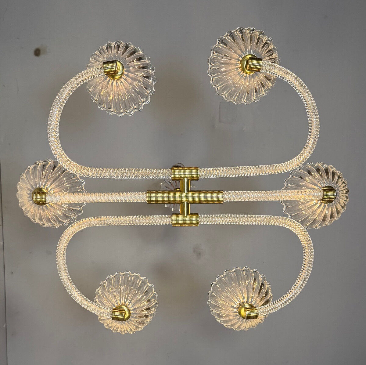 Venetian glass chandelier from Murano and brass, circa 1940.