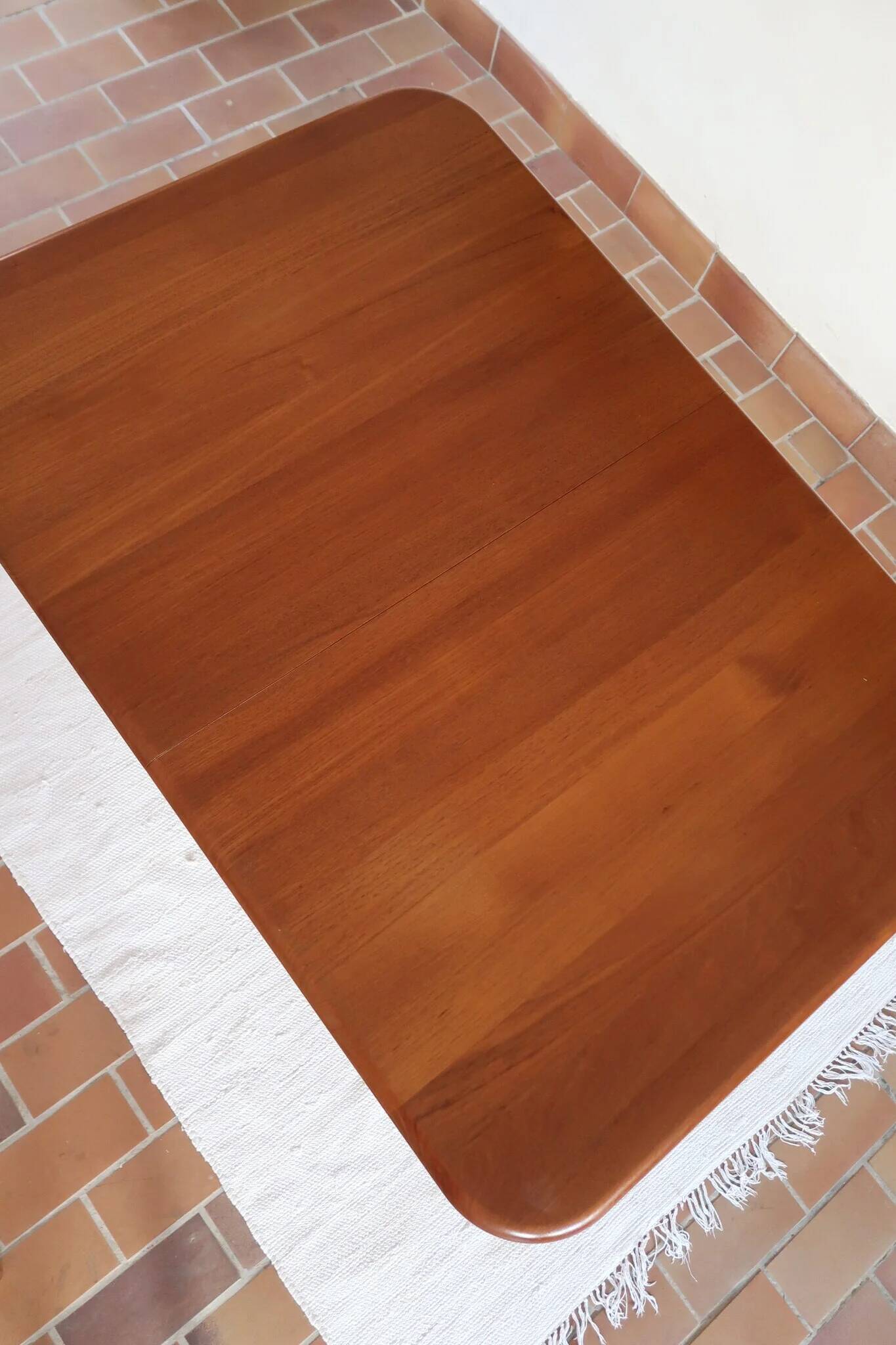 Table à manger danoise extensible en teck, pied central