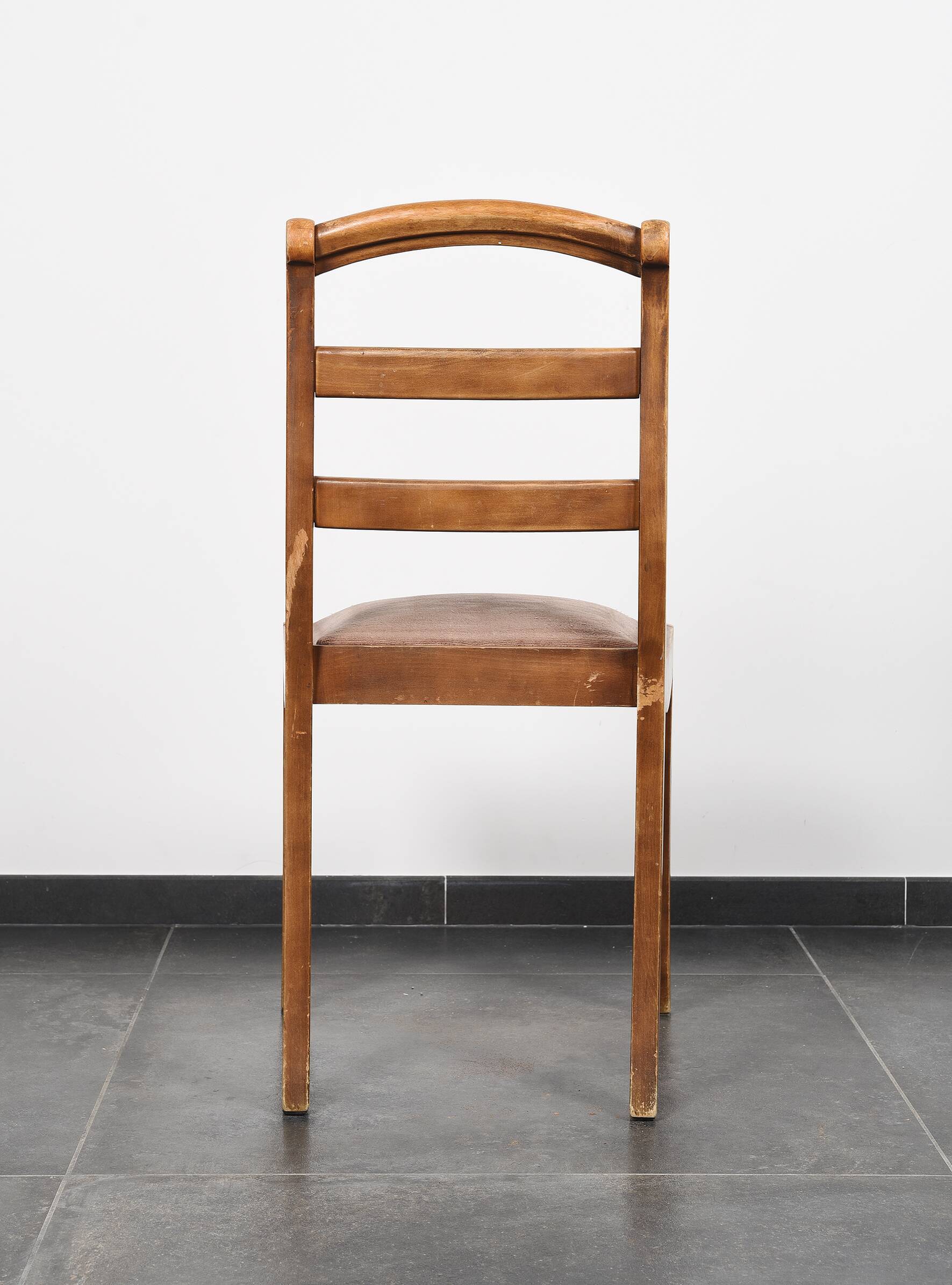 Barrette chairs with saber legs, set of 4