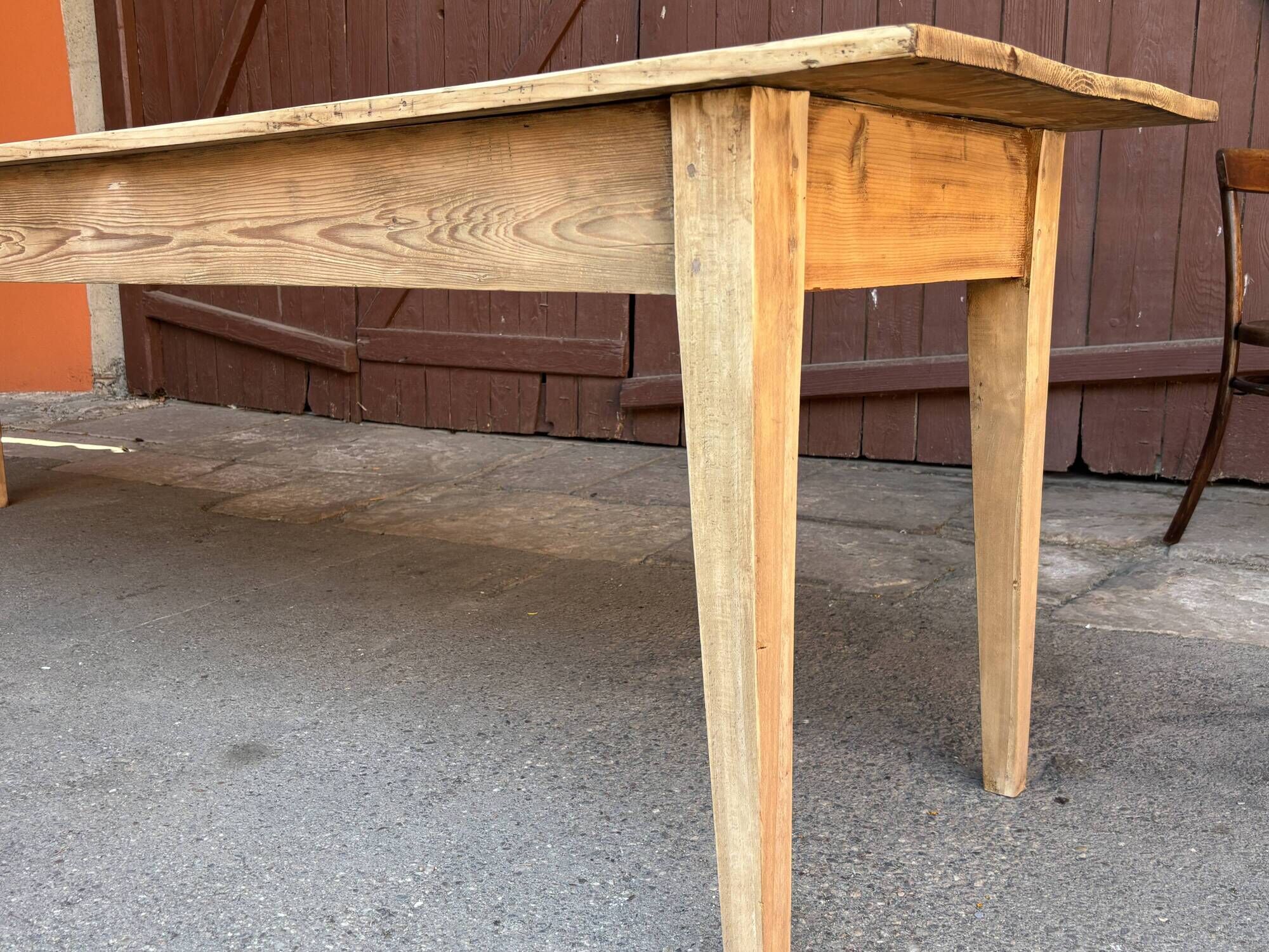 Very large farmhouse table 300 cm in fir from 1900, natural raw wood brewery.