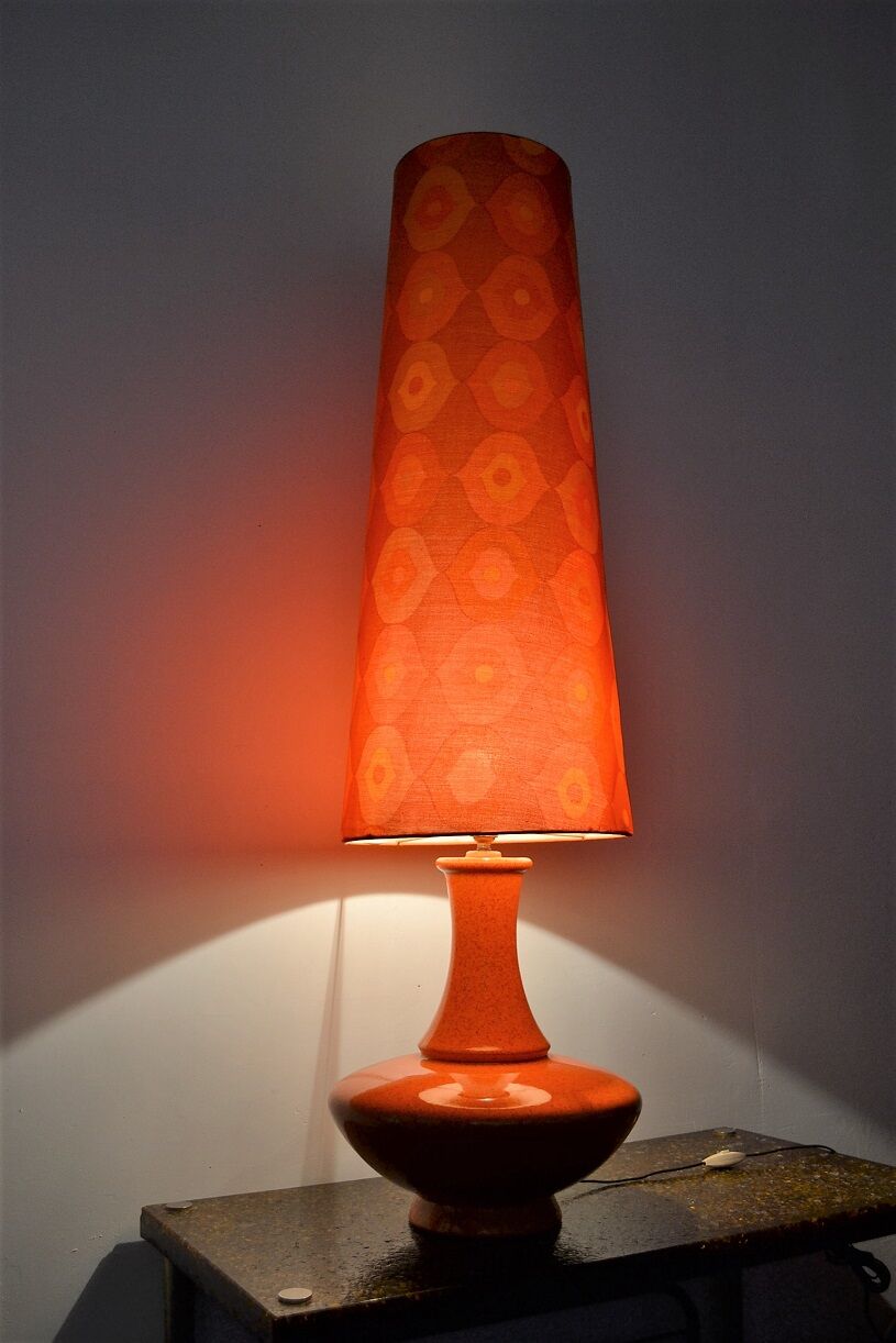 Big orange lamp of the 1970s