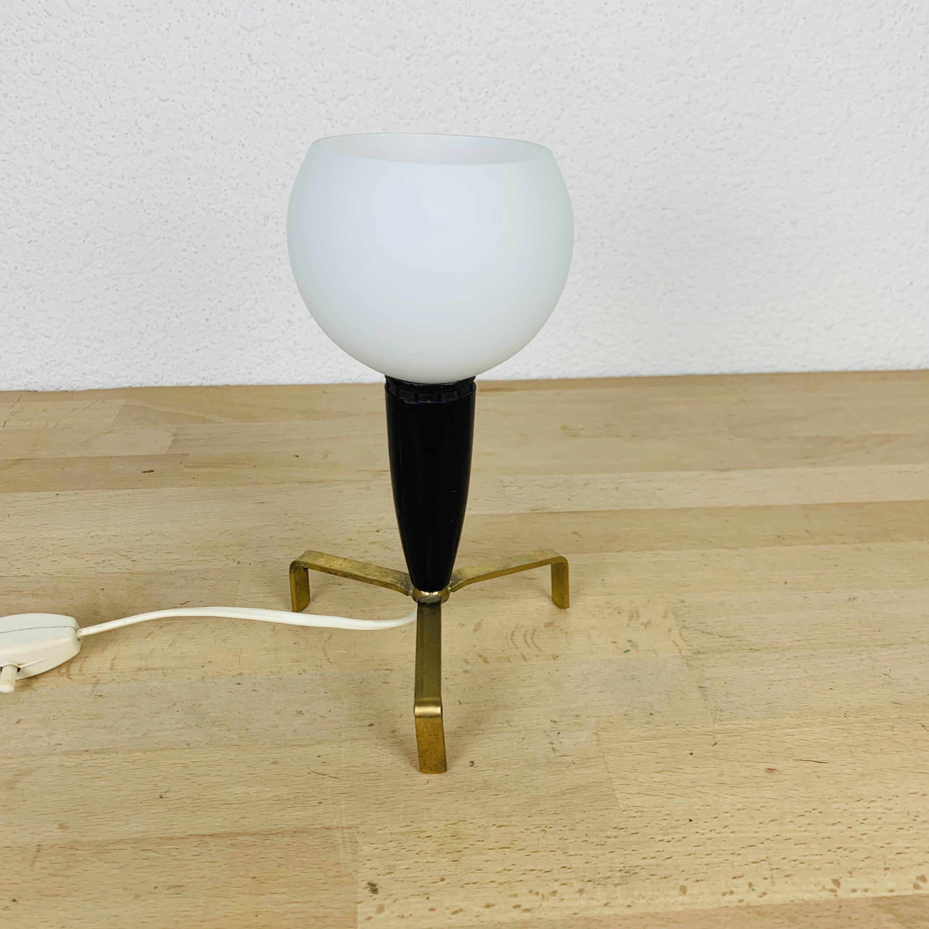 50s brass tripod lamp, opaline globe