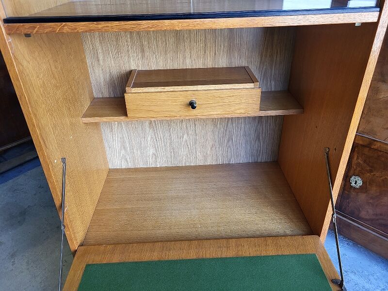 Cabinet secretary showcase 1950/1960