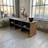 Double-sided counter with XL oak compartments