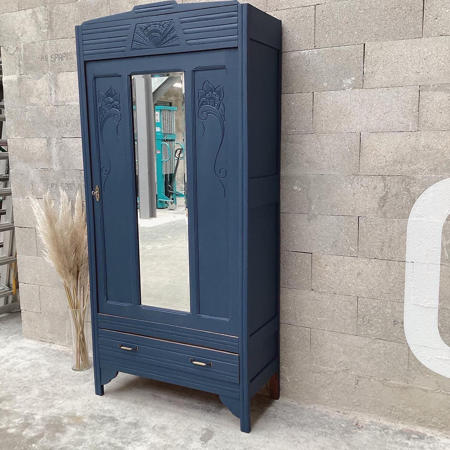 Armoire parisienne art déco