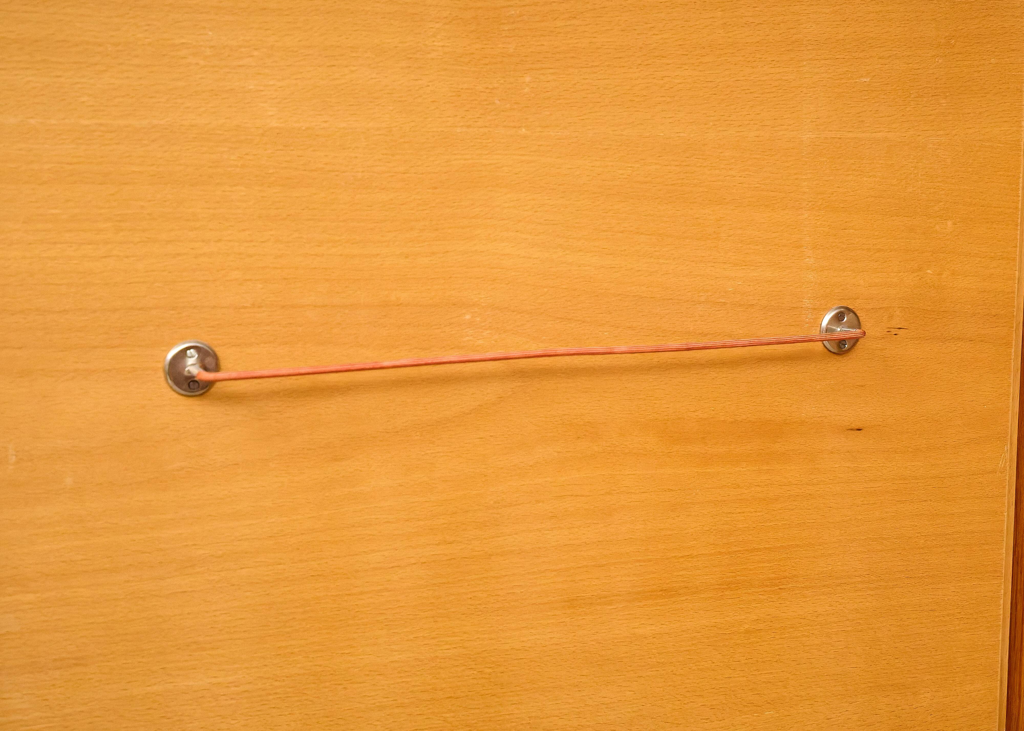 Armoire à deux portes de Mojmír Požár pour UP Závody, Tchécoslovaquie, années 1960.