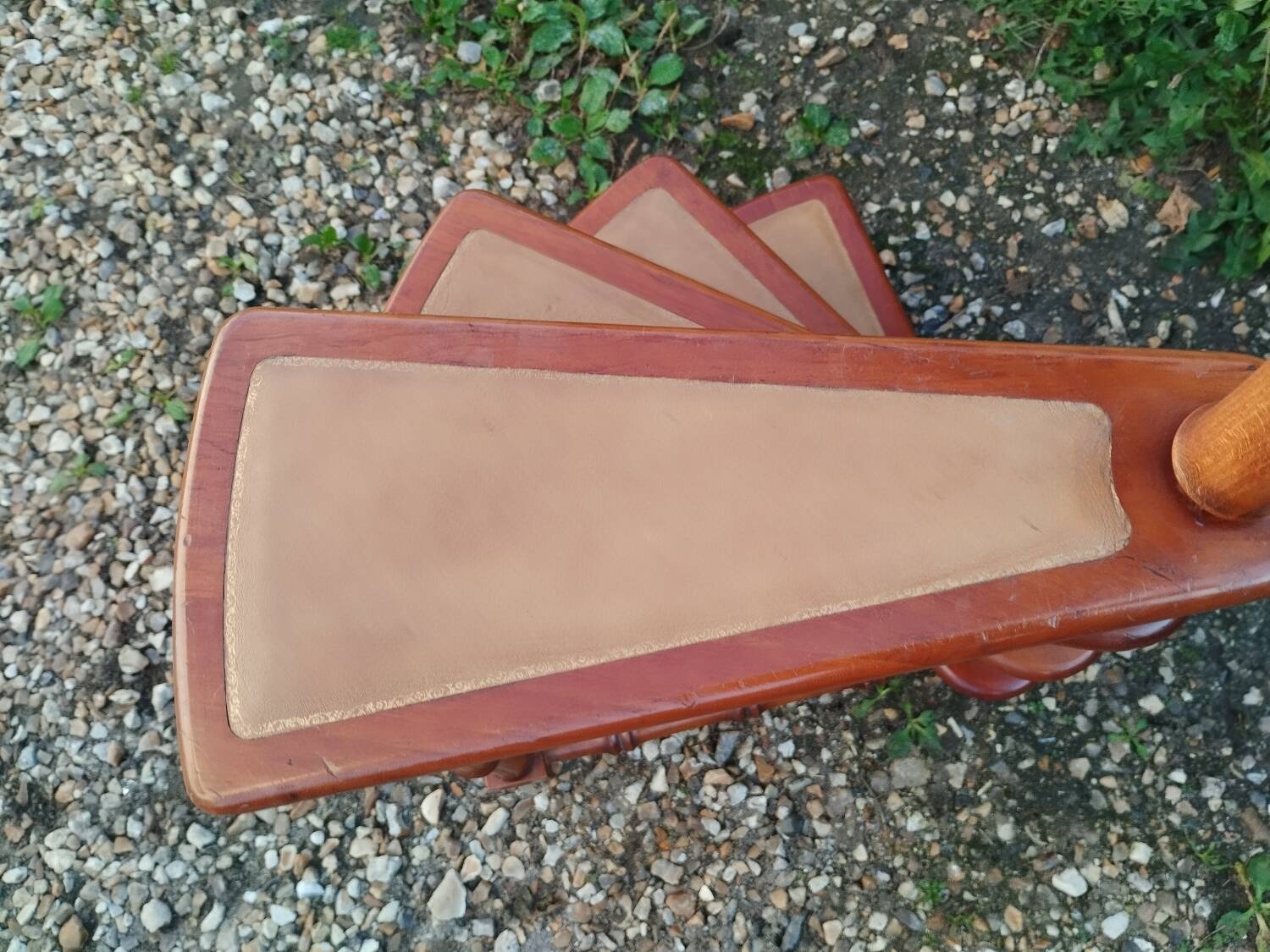 Escalier de bibliothèque ancien vintage