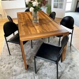 2 chaises en métal et cuir noir dans le goût de Pierre Paulin, Italie