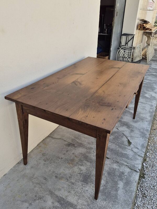 Table de Ferme en chêne massif 19éme, un tiroir piètement fuseau 1m49