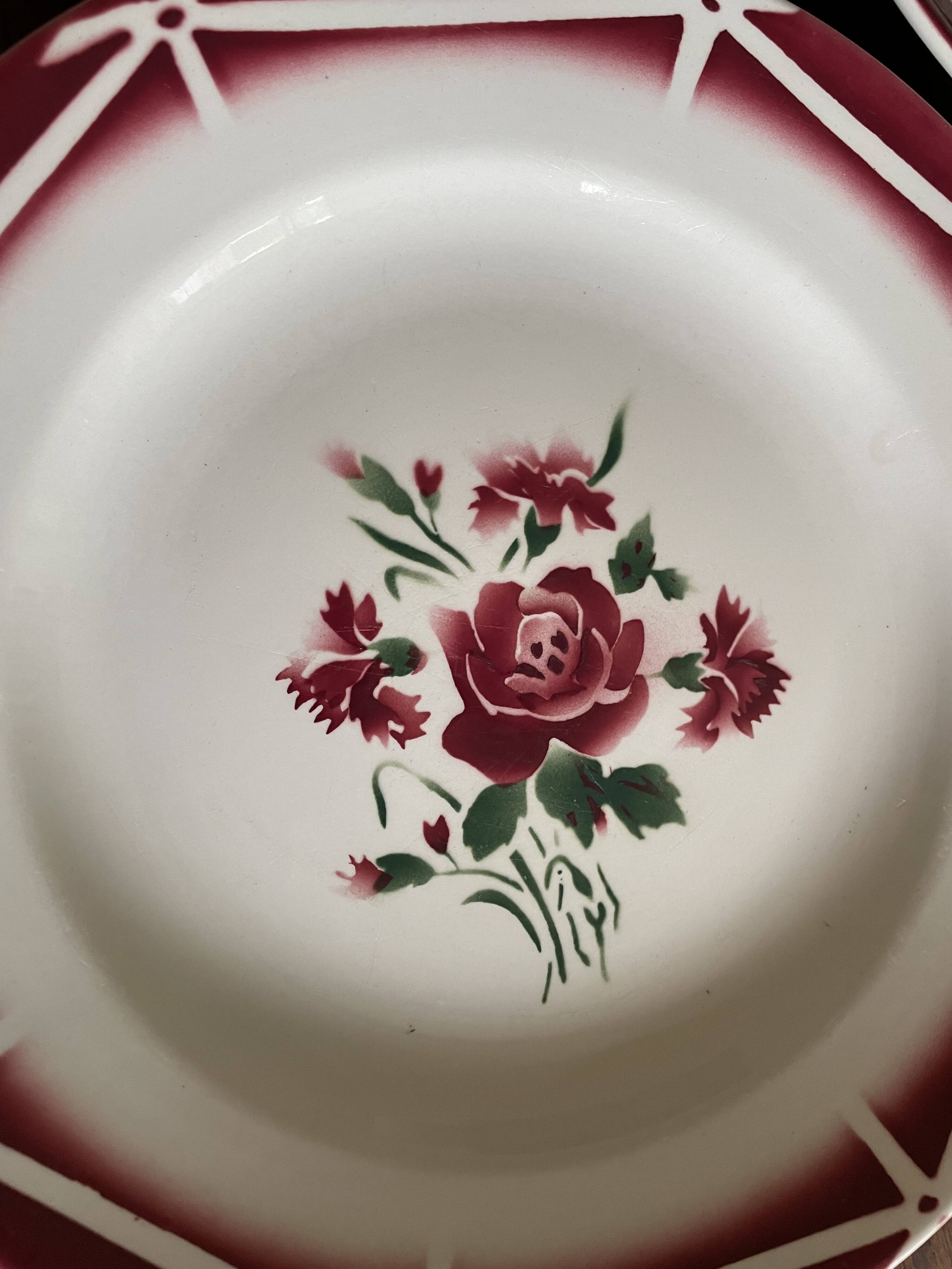 Sarreguemines Douarnenez model dinner plates