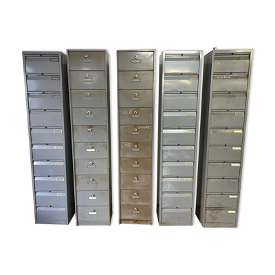 Lot de 5 meubles métal à clapets industriel