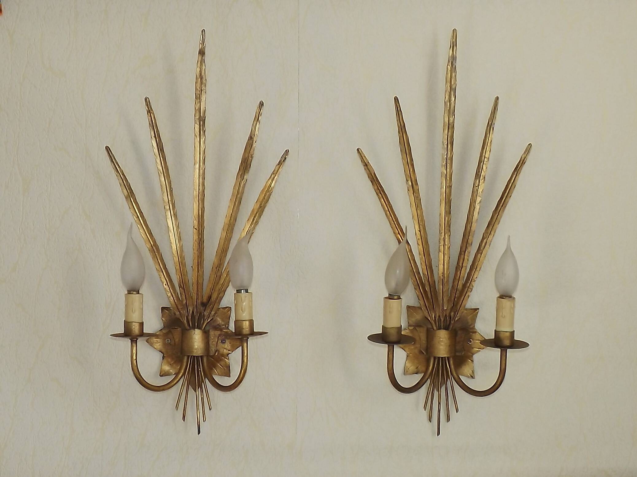 Matching Pair Large 'Ferro Art' Spain, 1950s Reed Leaf Double Wall Lights 5