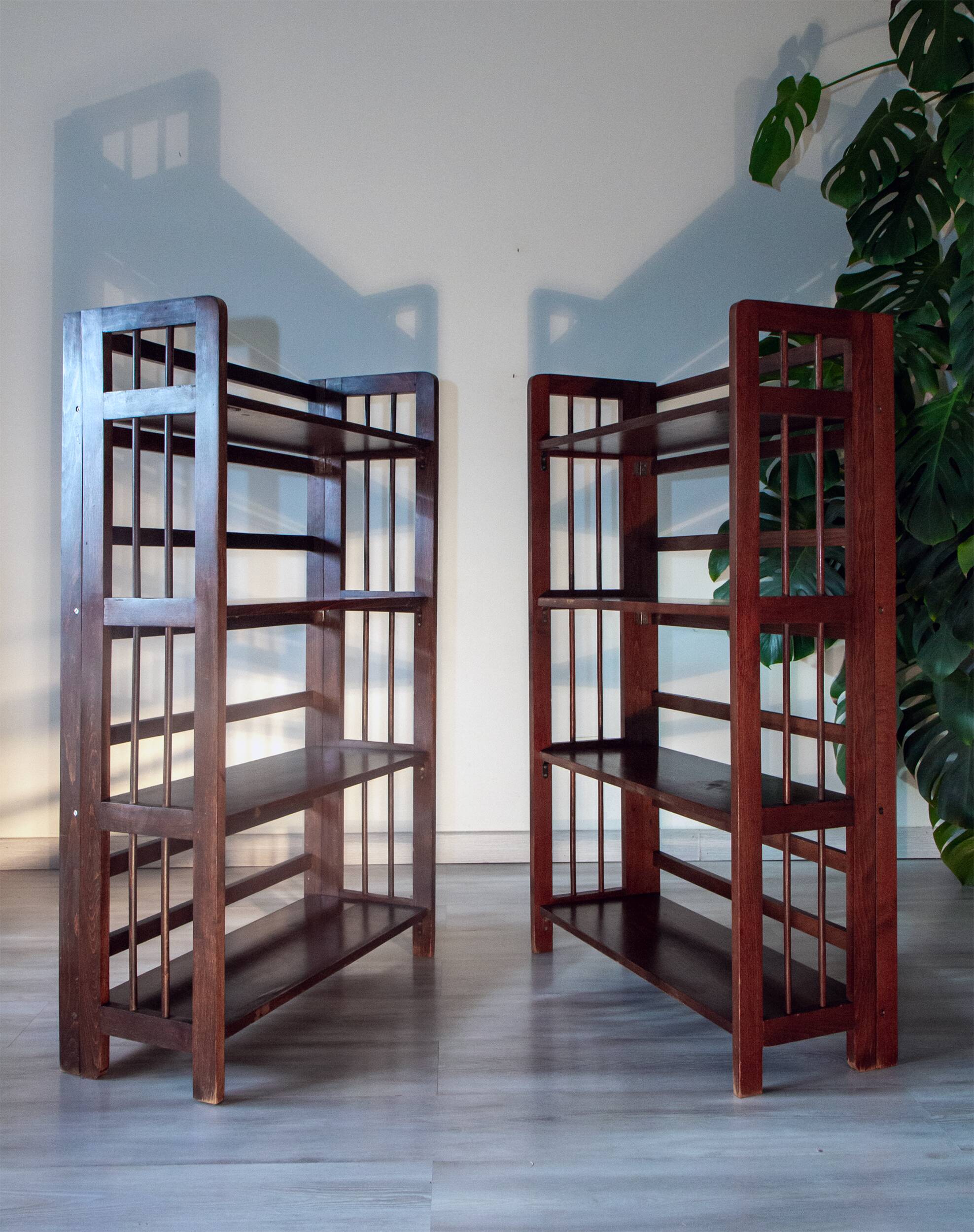 Etagères de bouquiniste pliantes des années 70