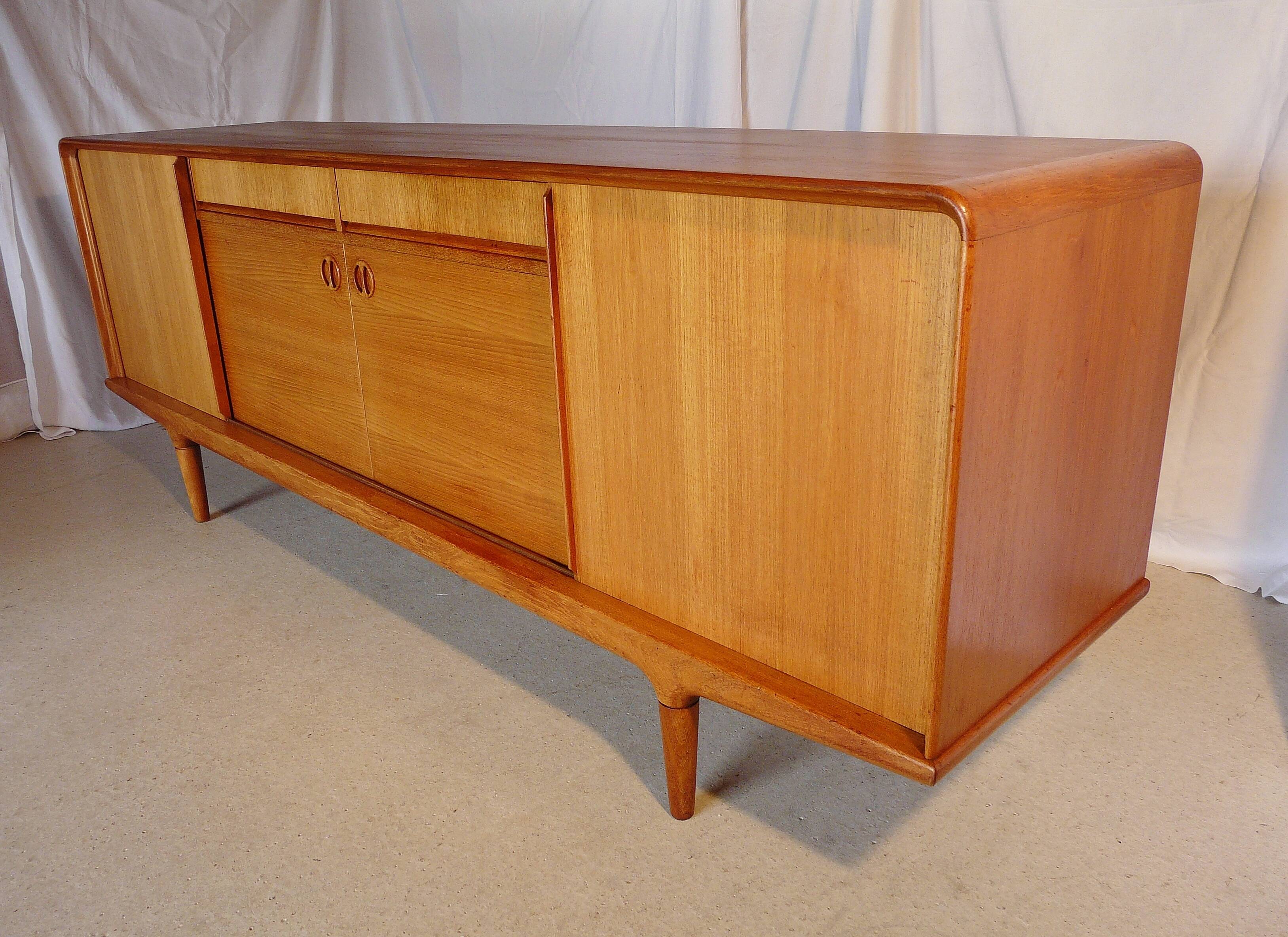 Clausen's Scandinavian teak line - sound