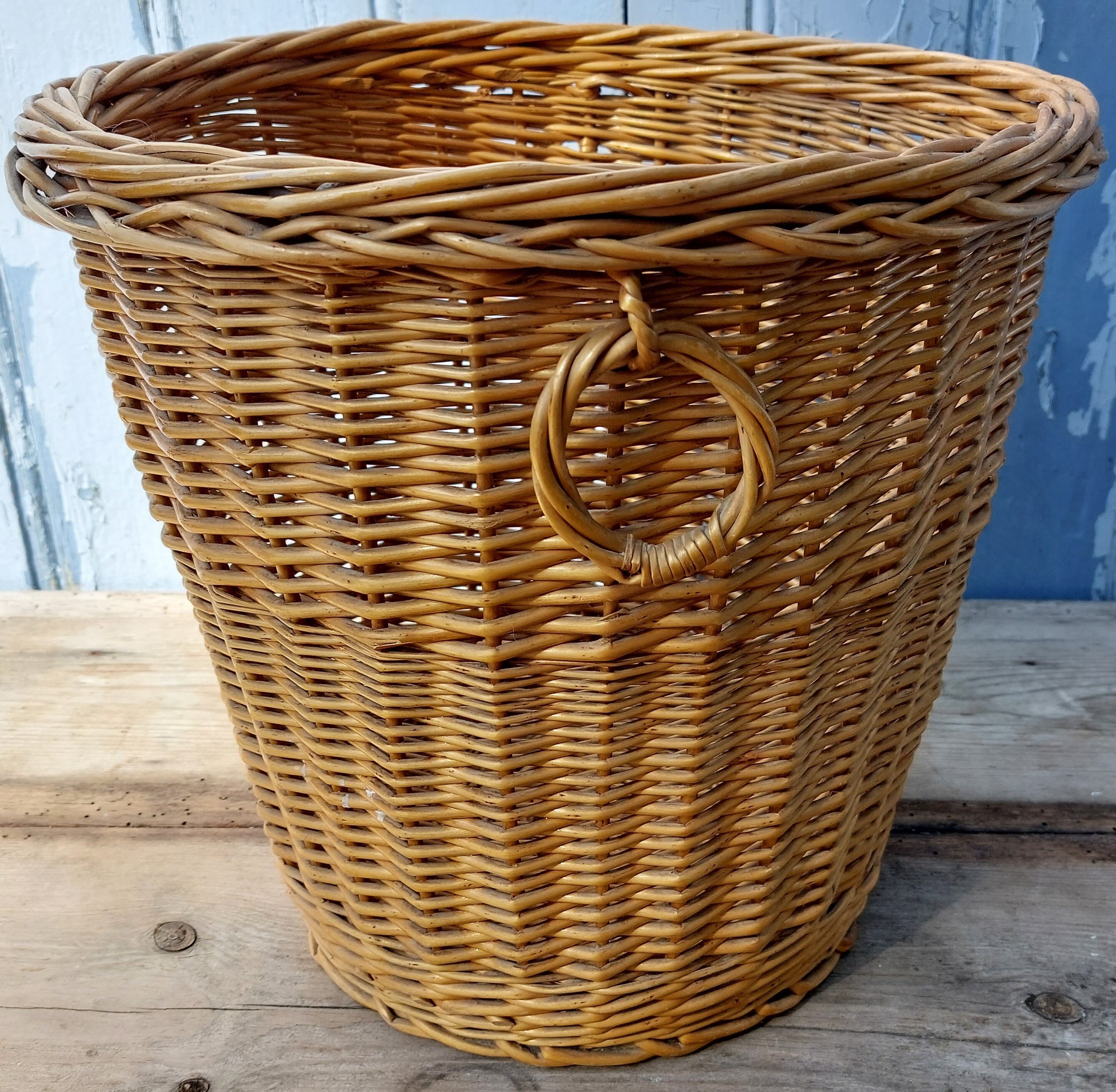 Wicker wastepaper basket