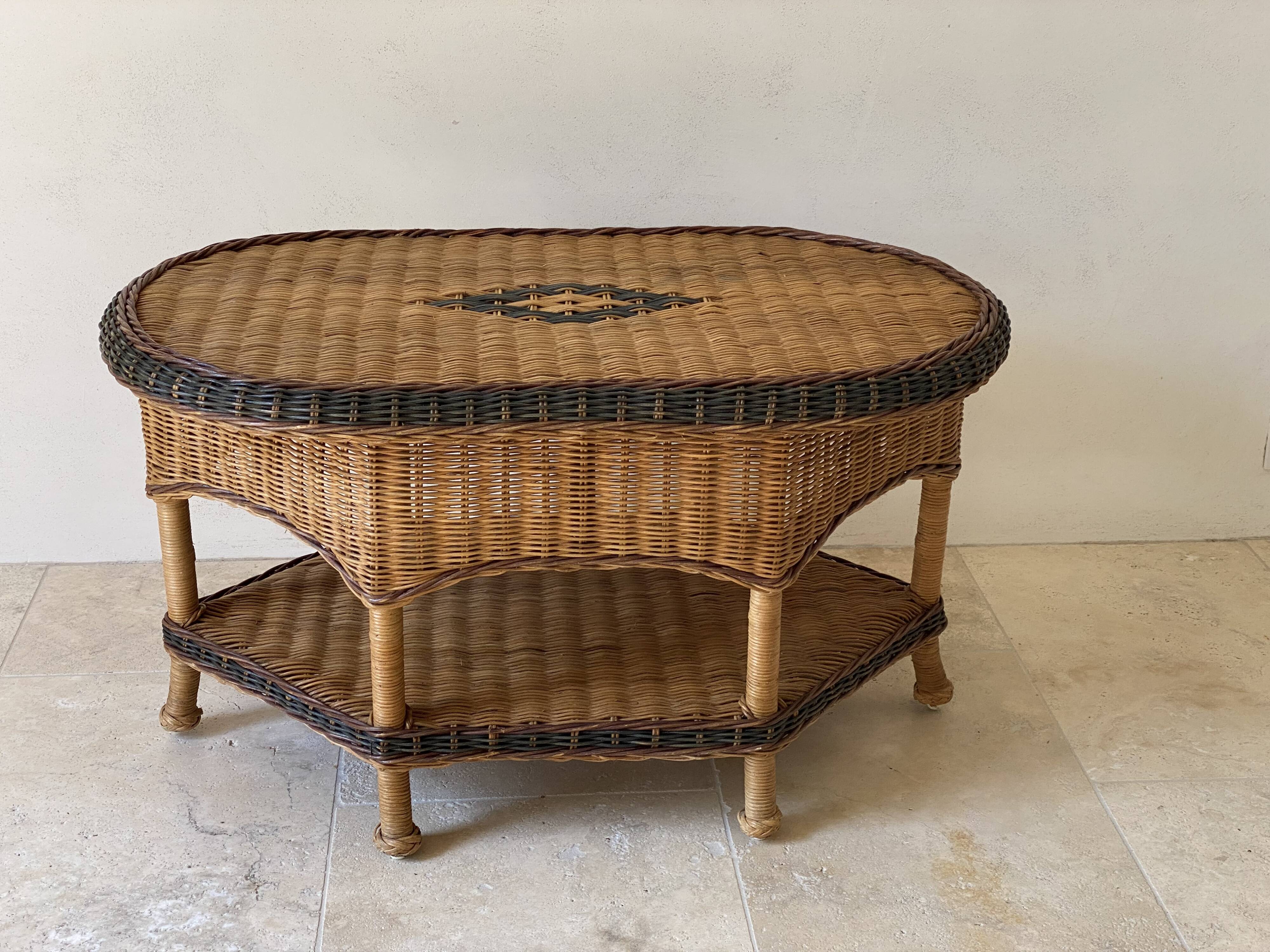 Vintage rattan coffee table – 1970s Riviera spirit