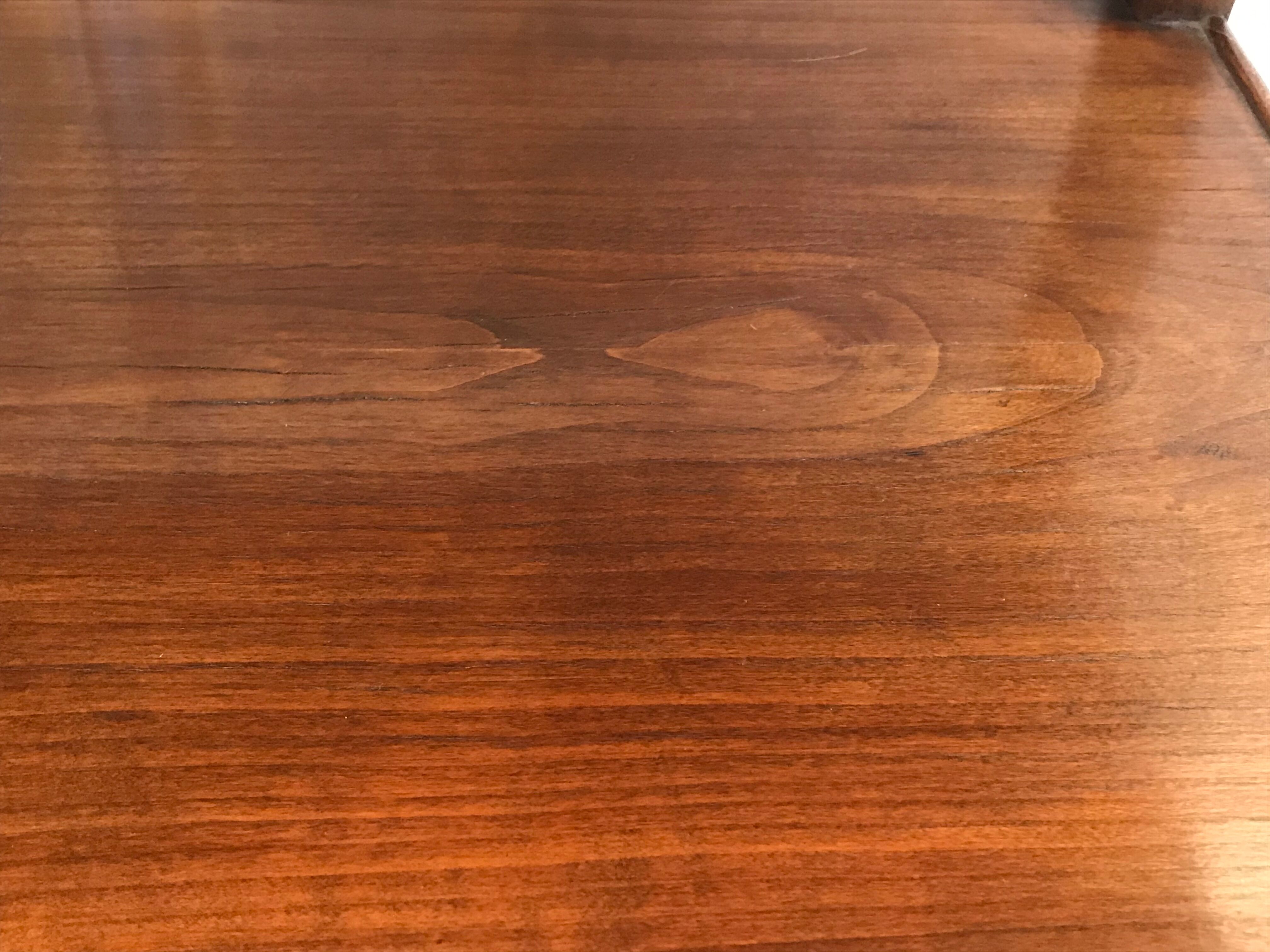 Wooden wheeled dessert