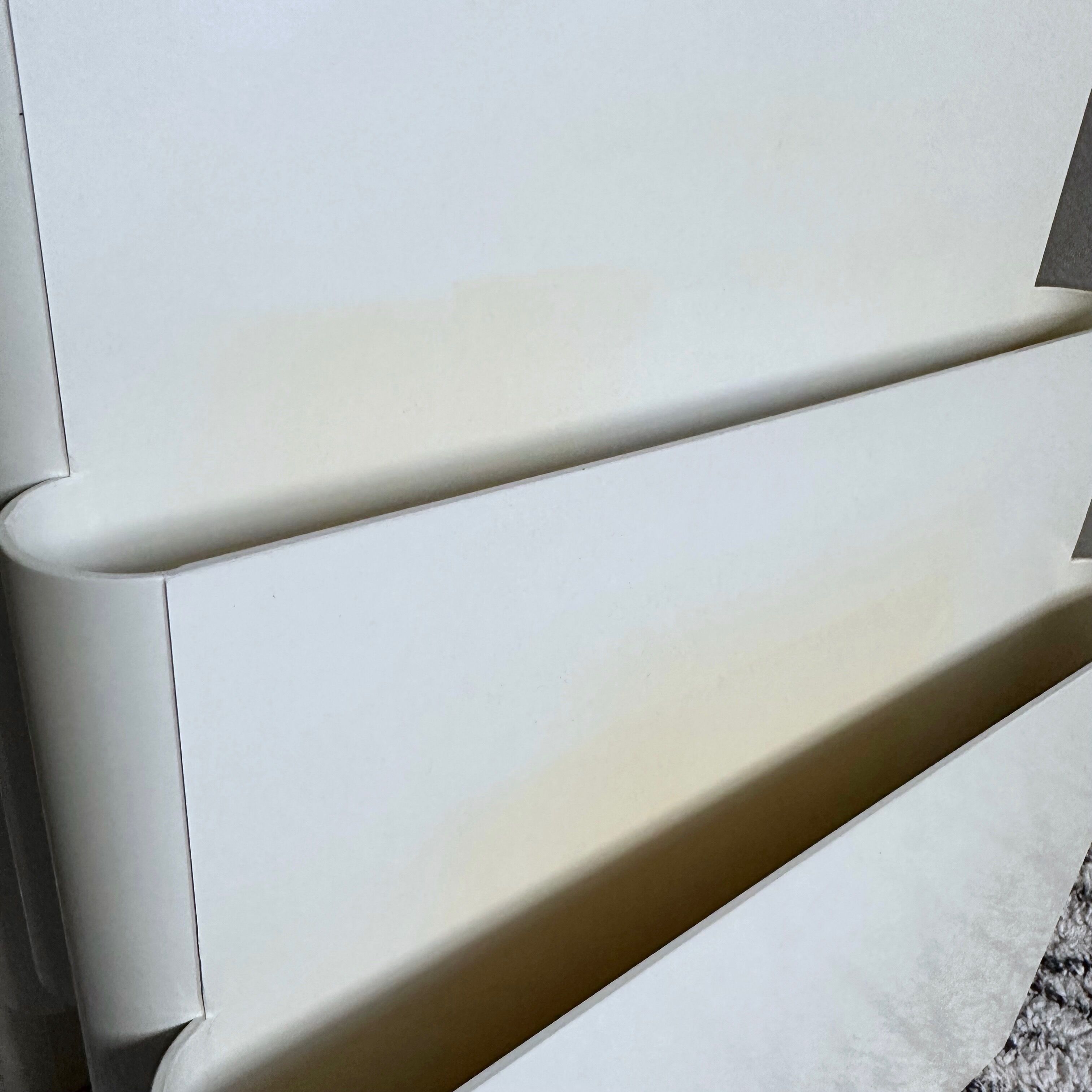 Kartell magazine rack by Giotto Stoppino