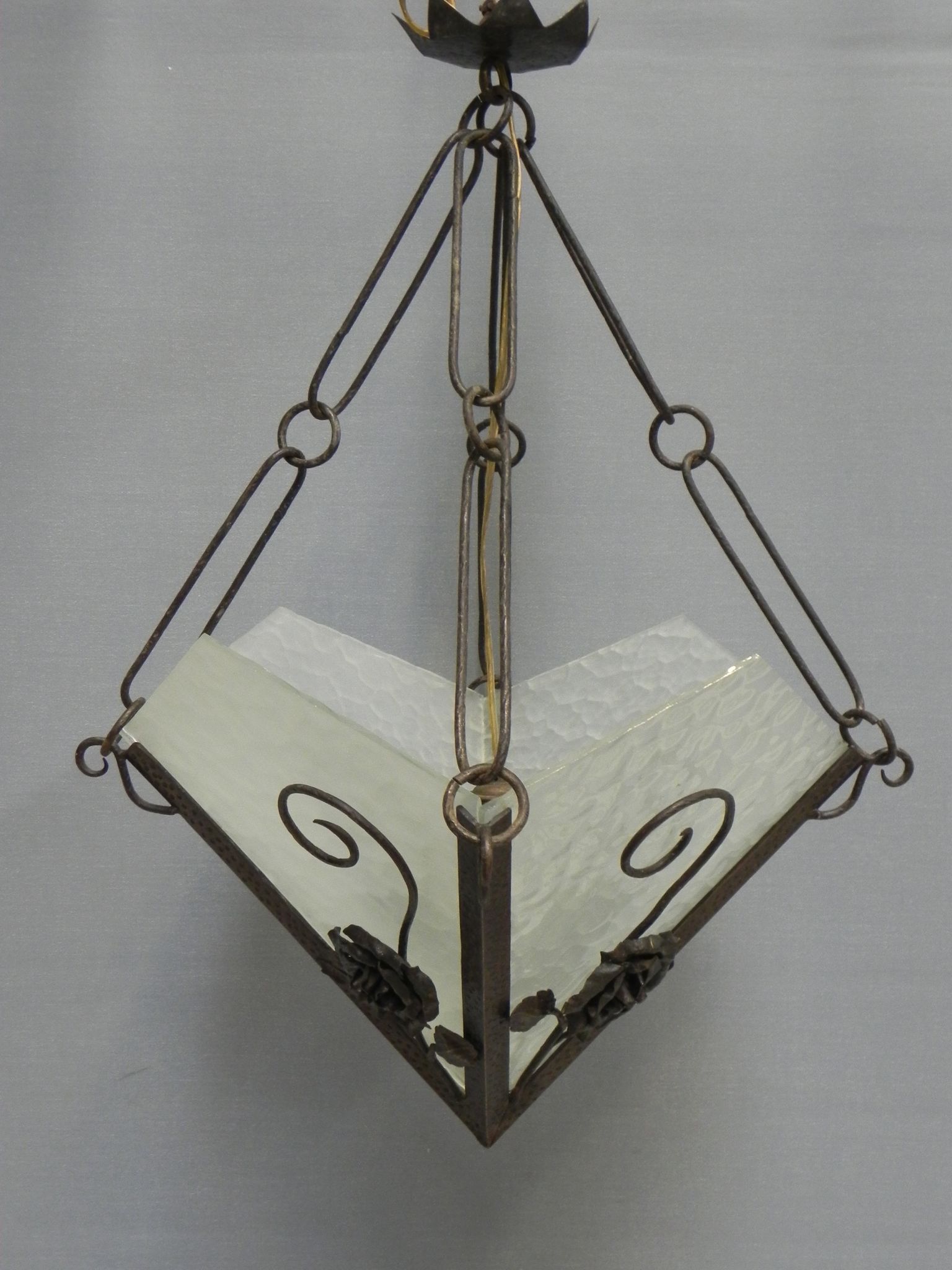 Art deco hanging lamp with 4 cloudy glass plates