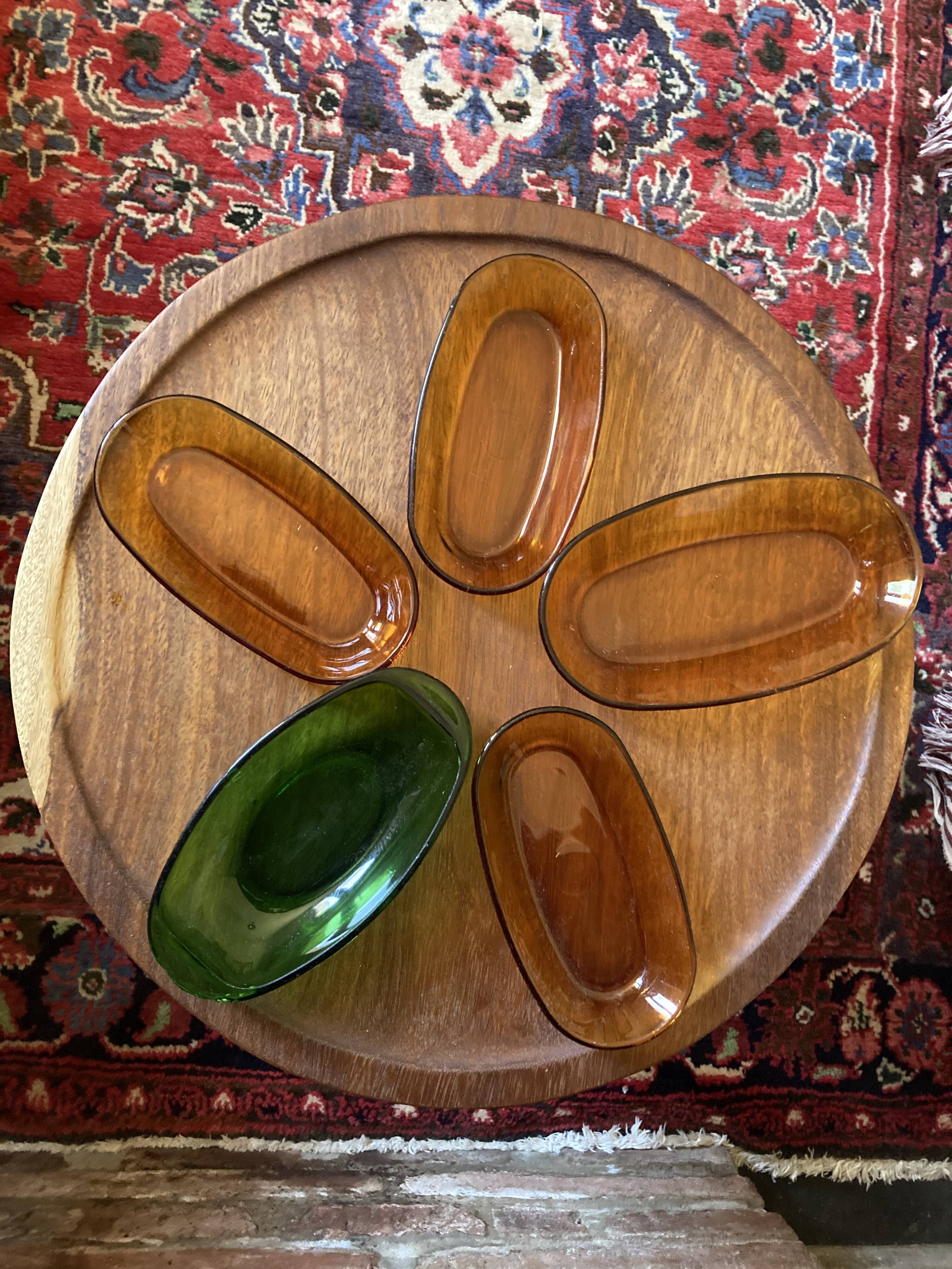 Set of 7 dishes in brown and green vintage glass